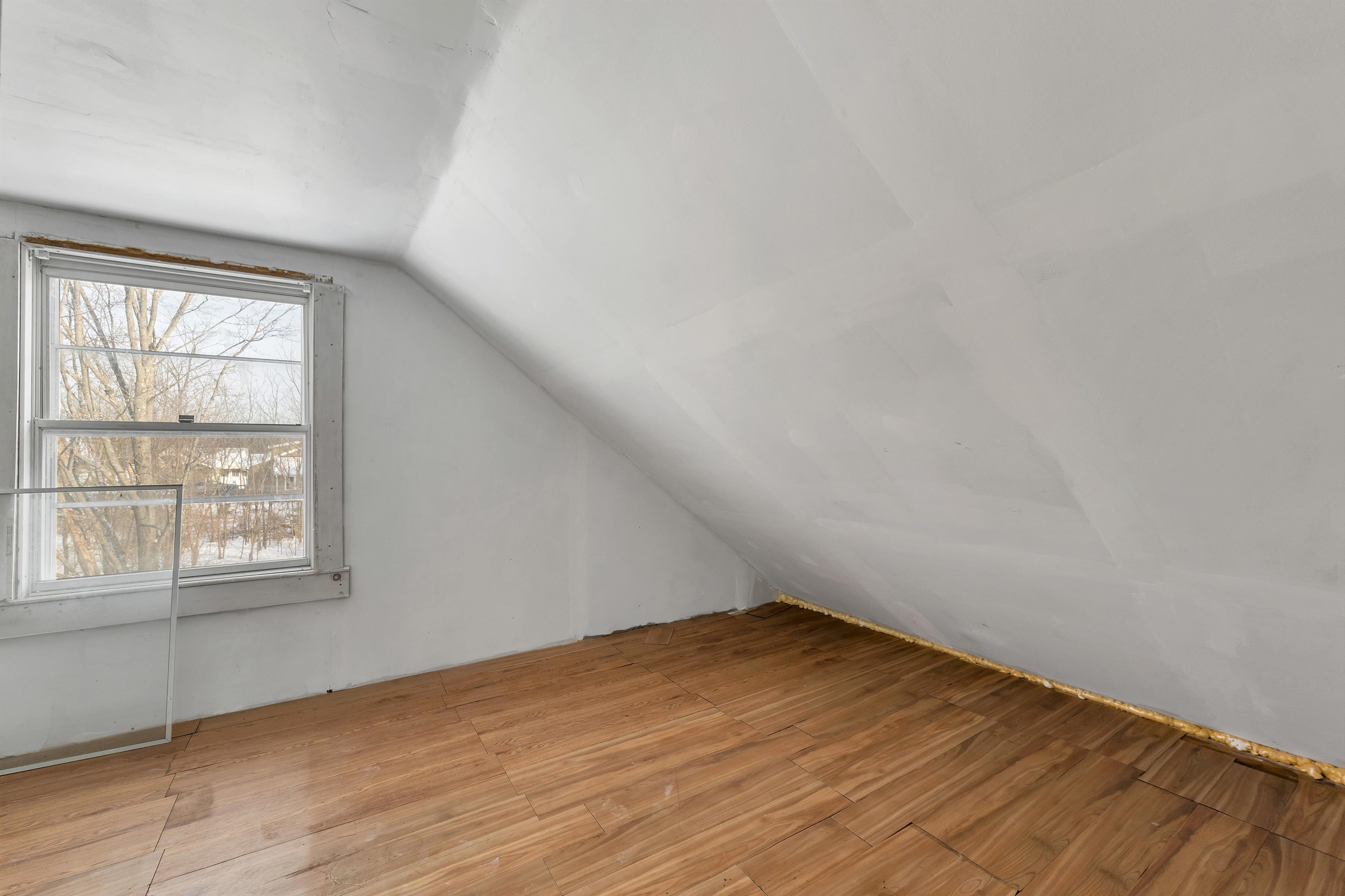 633 Daniel Webster Hw, Merrimack, NH 03054