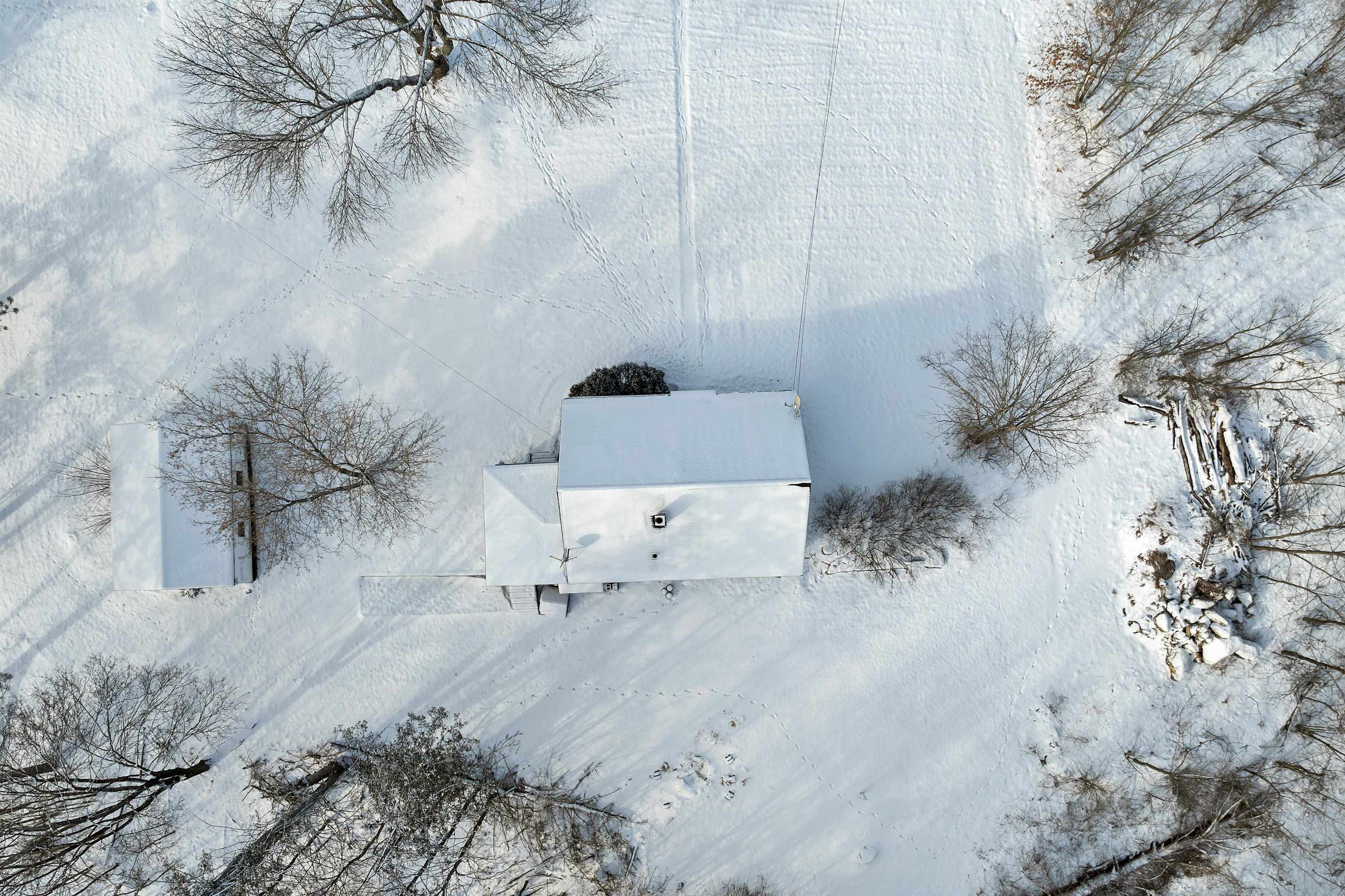 633 Daniel Webster Hw, Merrimack, NH 03054