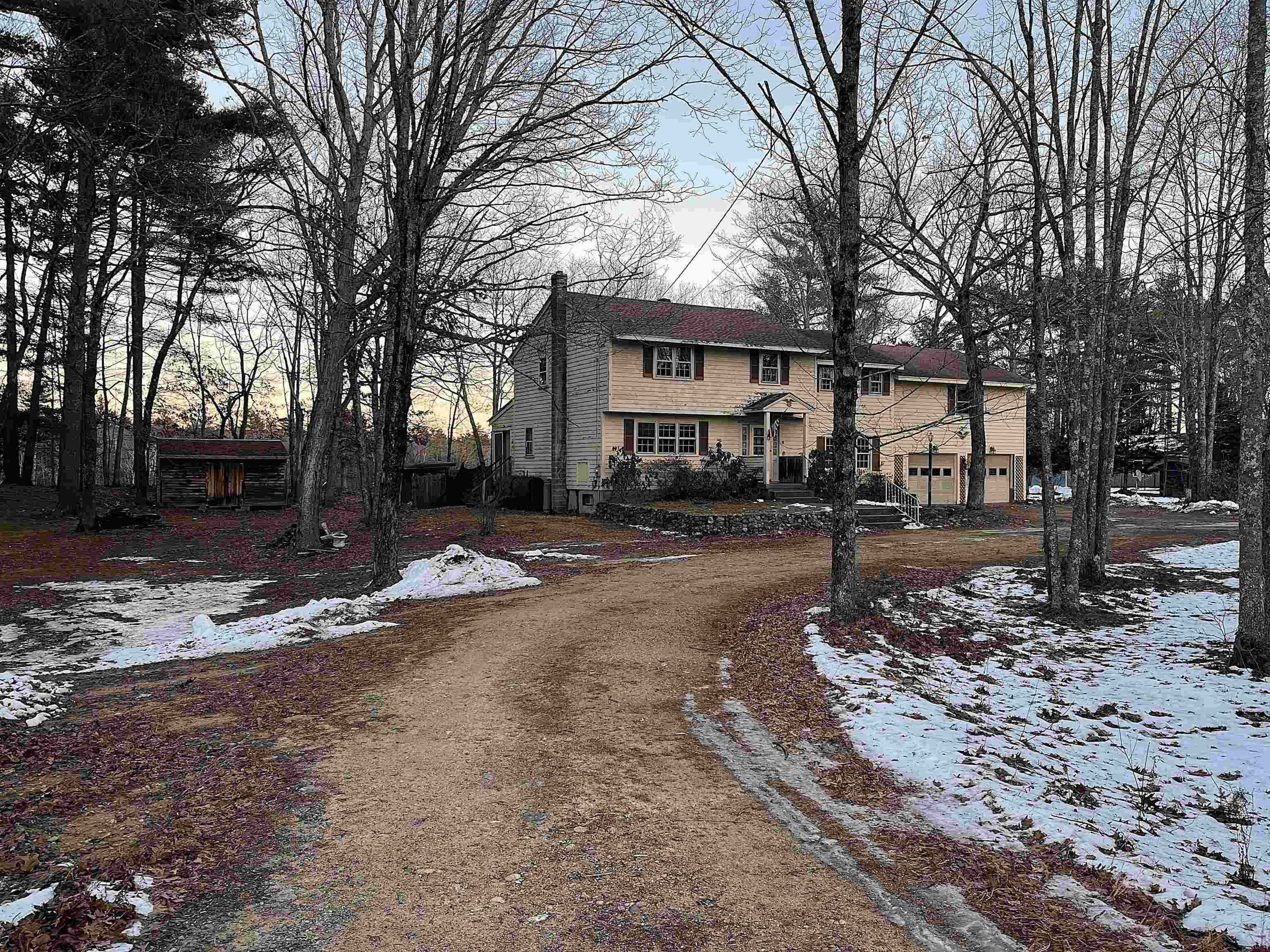 209 Mallego Rd, Barrington, NH 03825