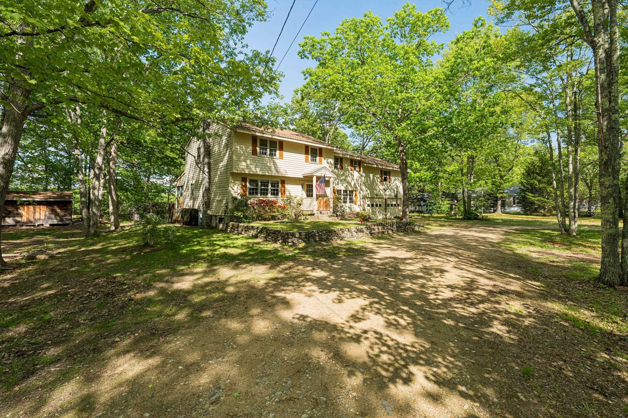 209 Mallego Rd, Barrington, NH 03825