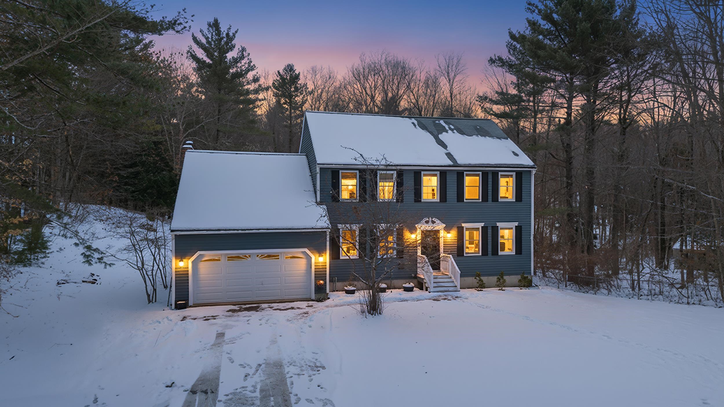 18 Lorri Rd, Derry, NH 03038