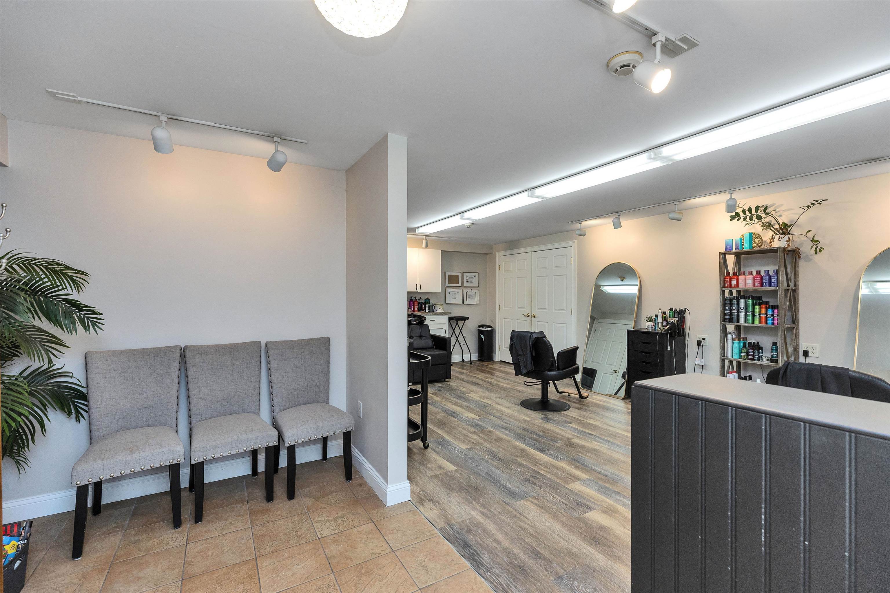 949 Turnpike Rd, New Ipswich, NH 03071