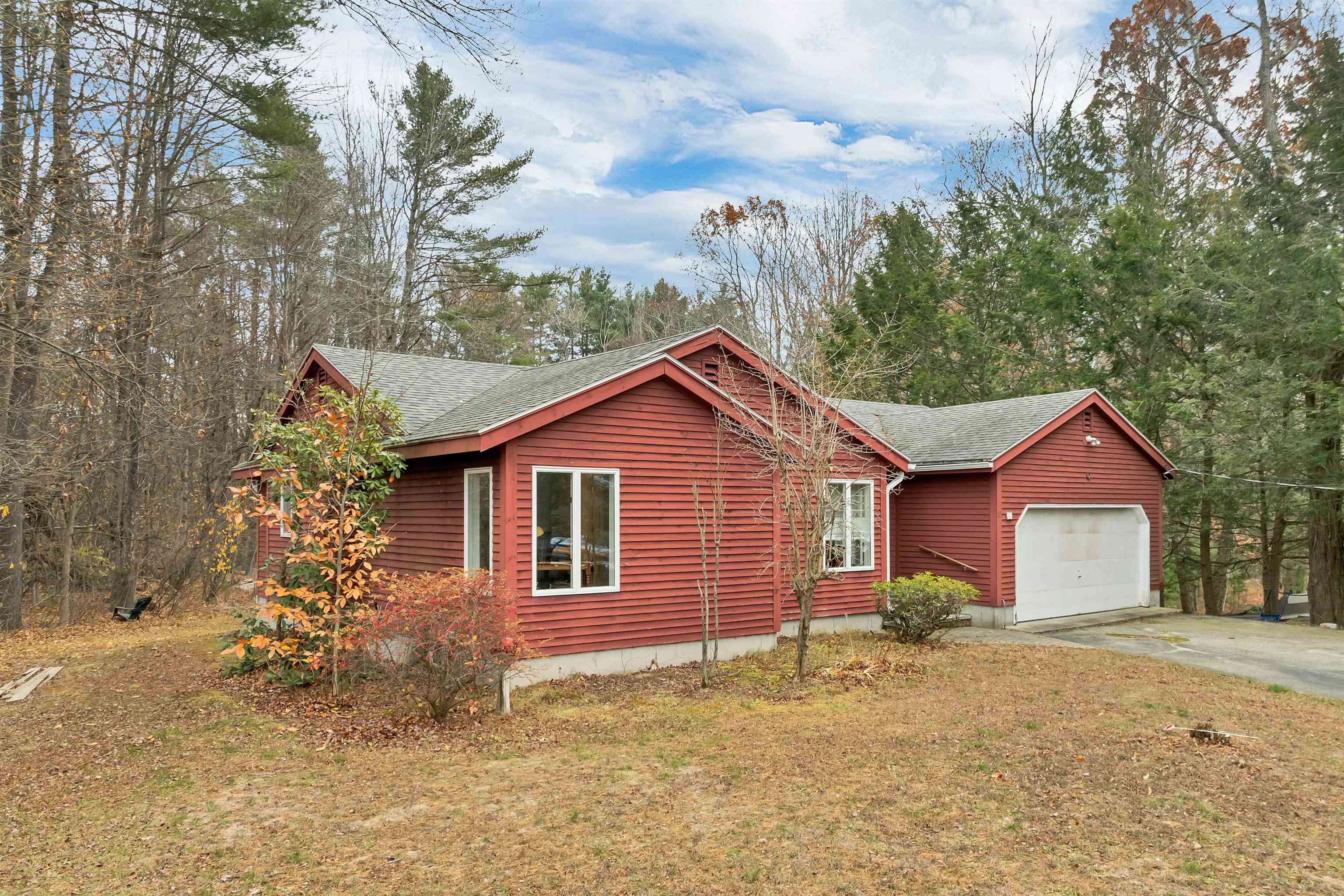 12 Highland Ter, Wolfeboro, NH 03894