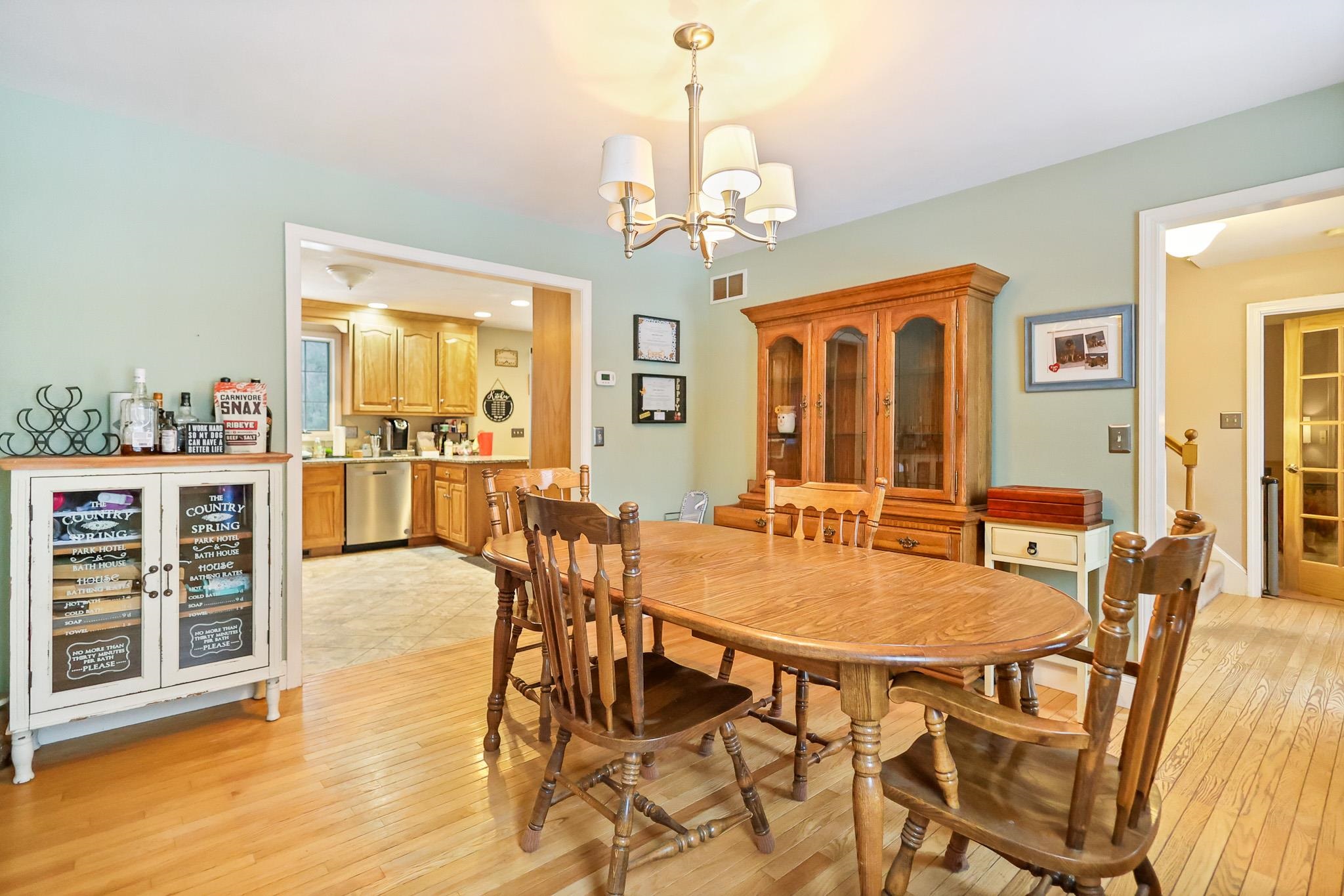 9 Village Dr, Atkinson, NH 03811