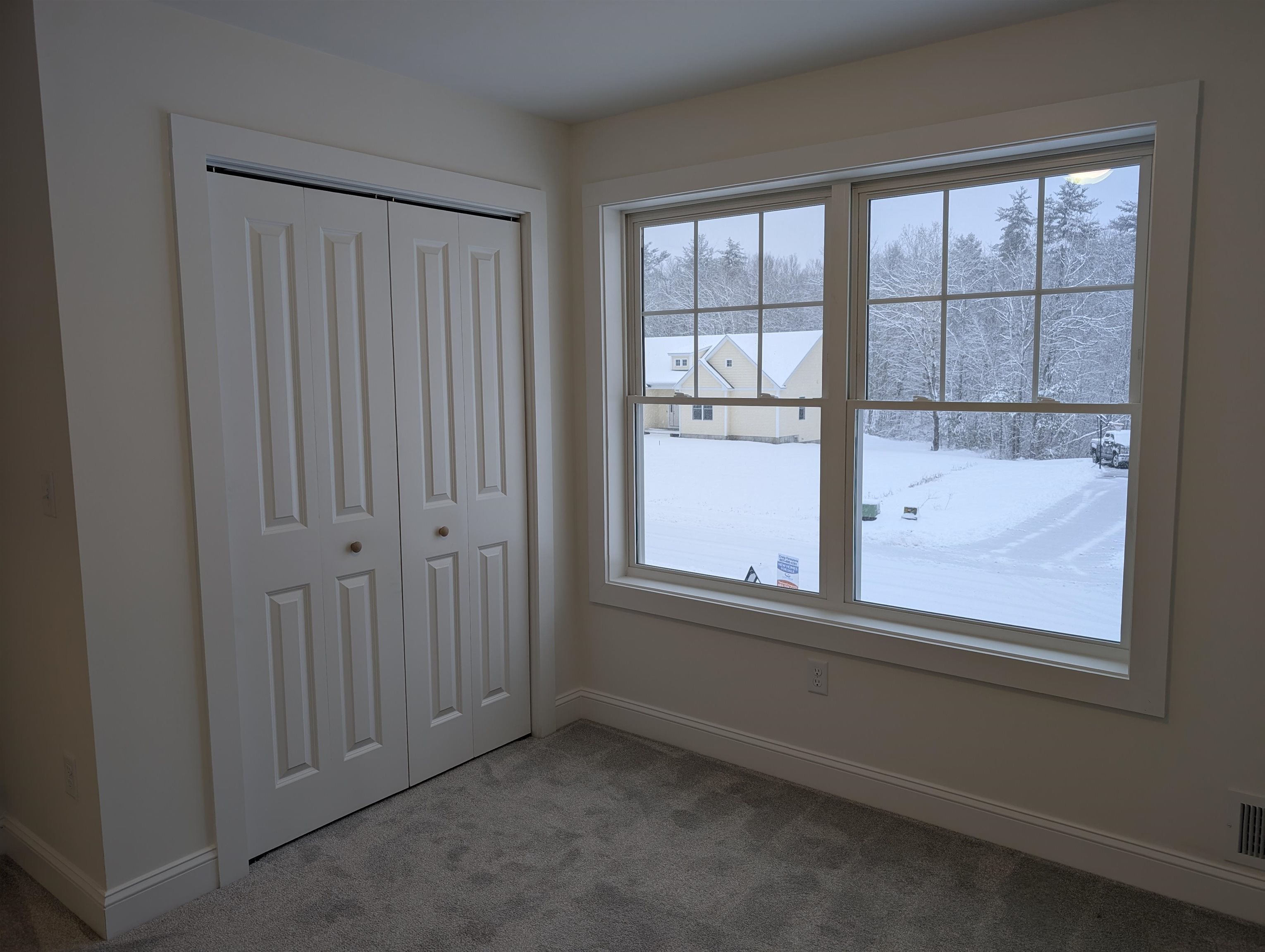 28 Pebble Ct, Barrington, NH 03825