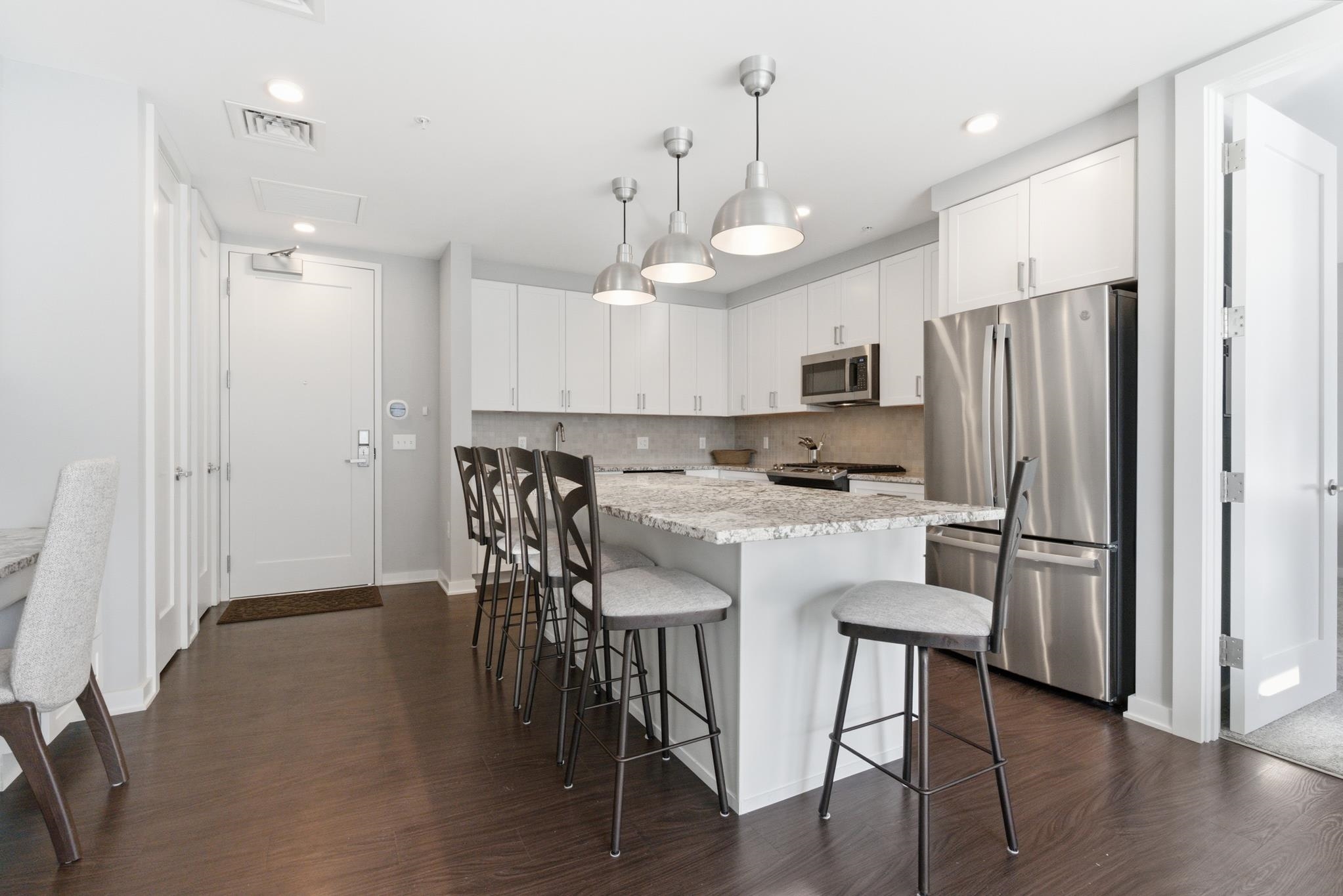 51 Elm Street — photo 3