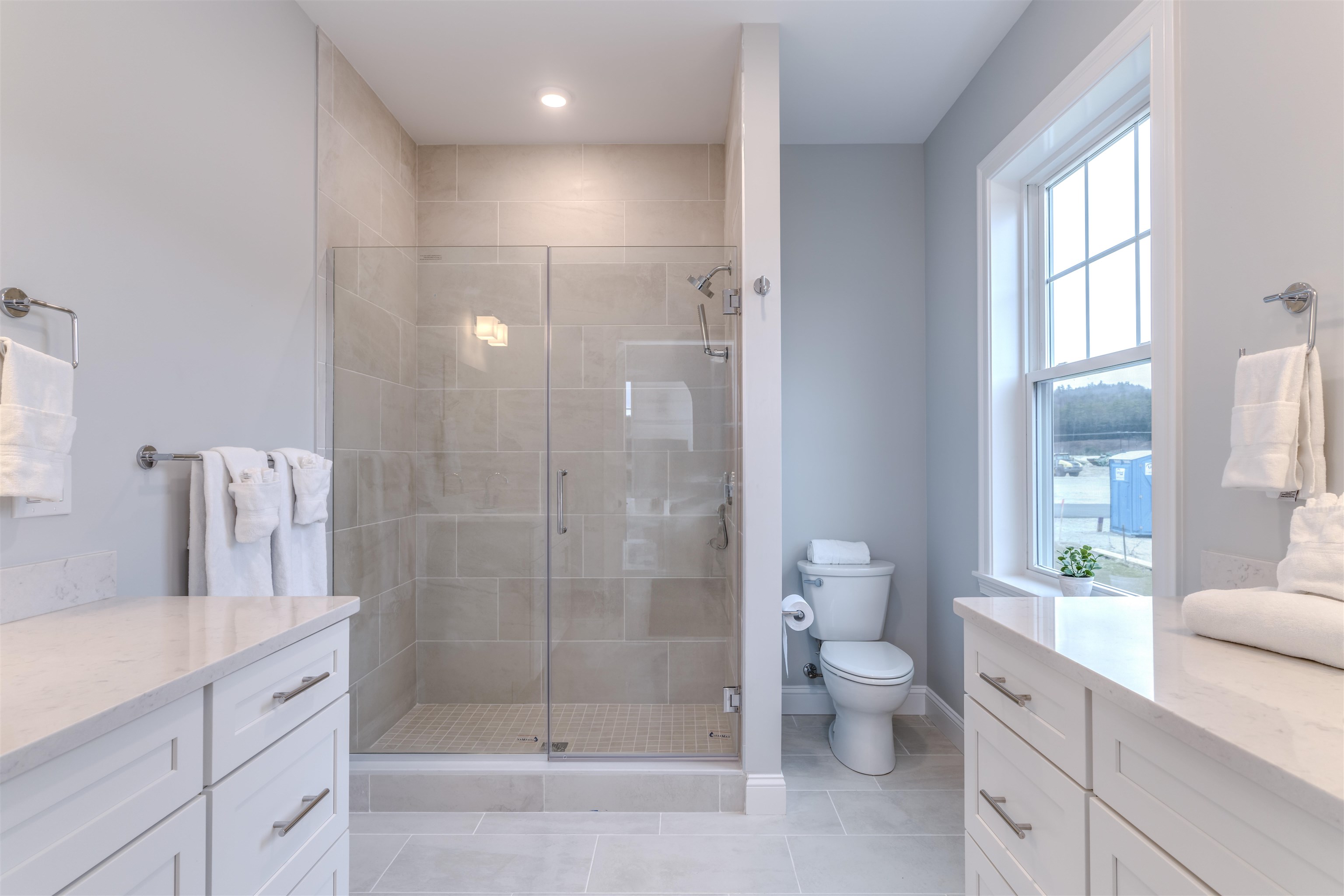 2 Benjamin Ln, Thornton, NH 03285