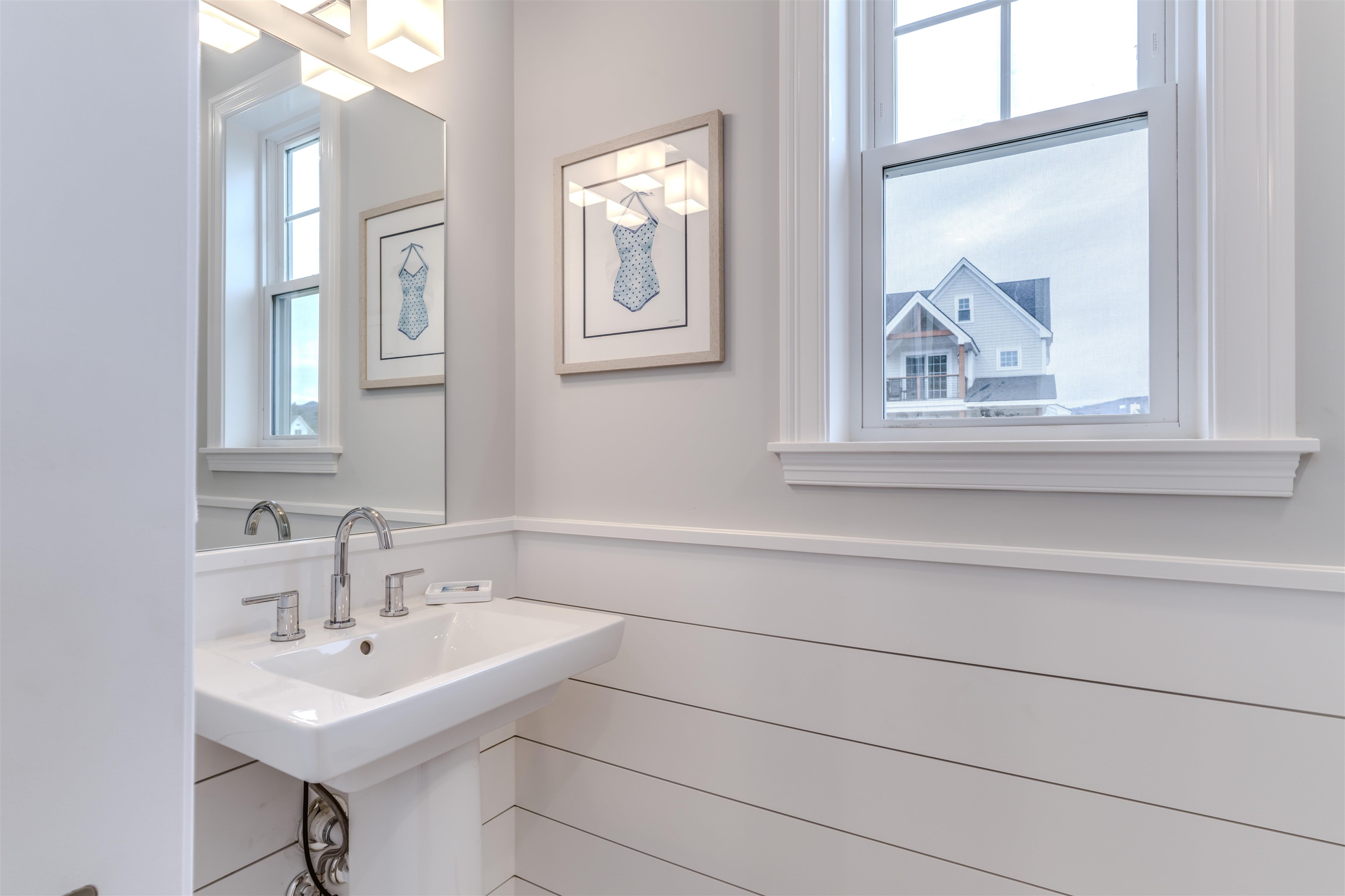 2 Benjamin Ln, Thornton, NH 03285