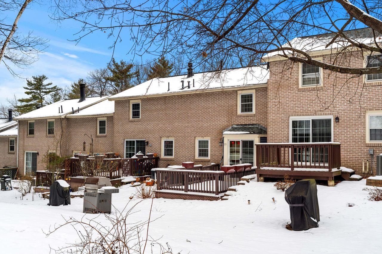 33 Cannongate Rd, Nashua, NH 03063