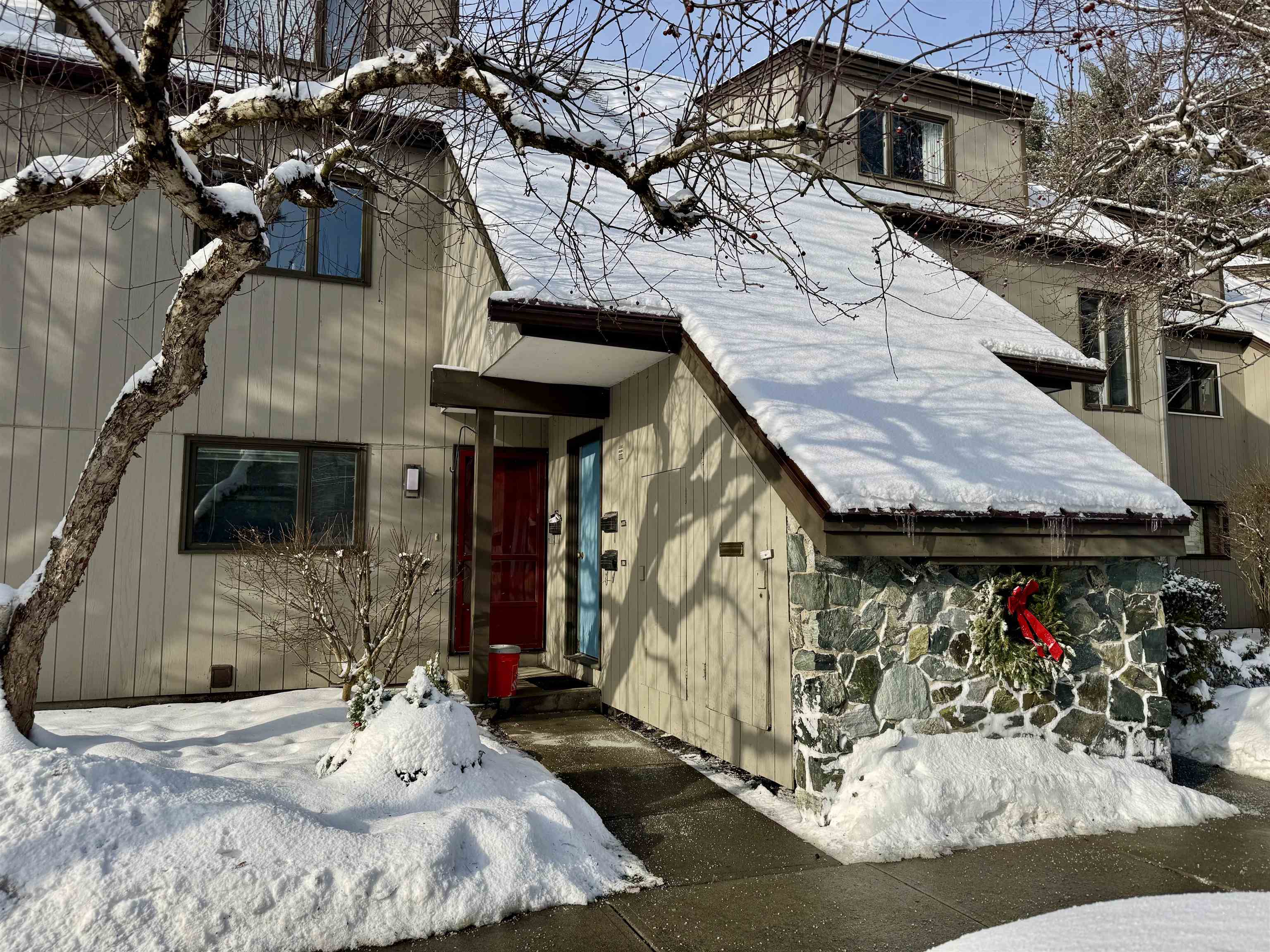 107 Brook Hl, Hanover, NH 03755