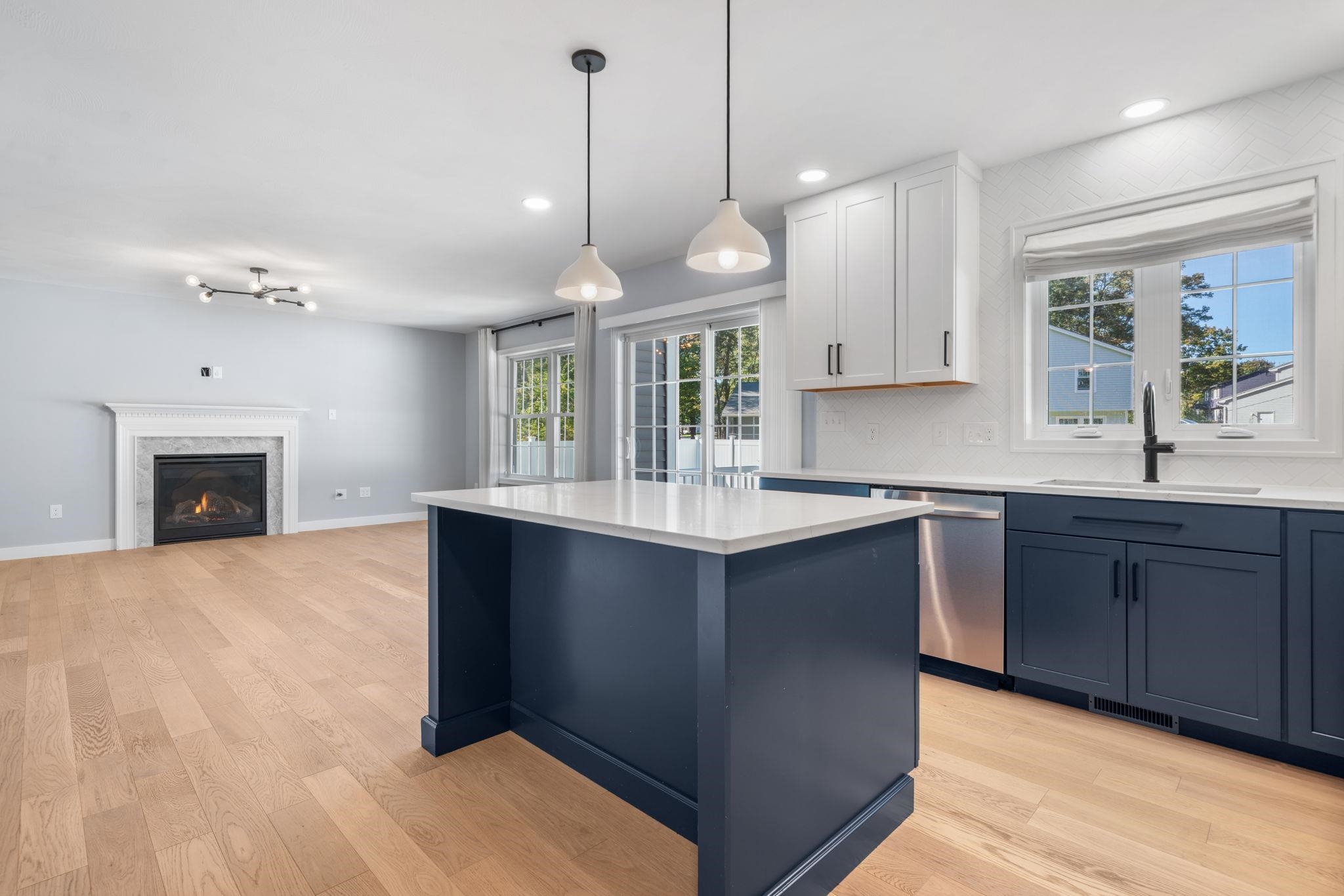 3 Paddington Pl, Nashua, NH 03064