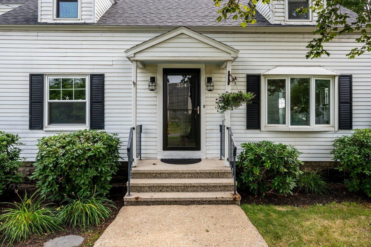354 Dover Point Rd, Dover, NH 03820