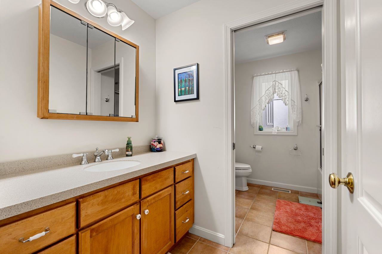 144 Pulpit Rd, Bedford, NH 03110