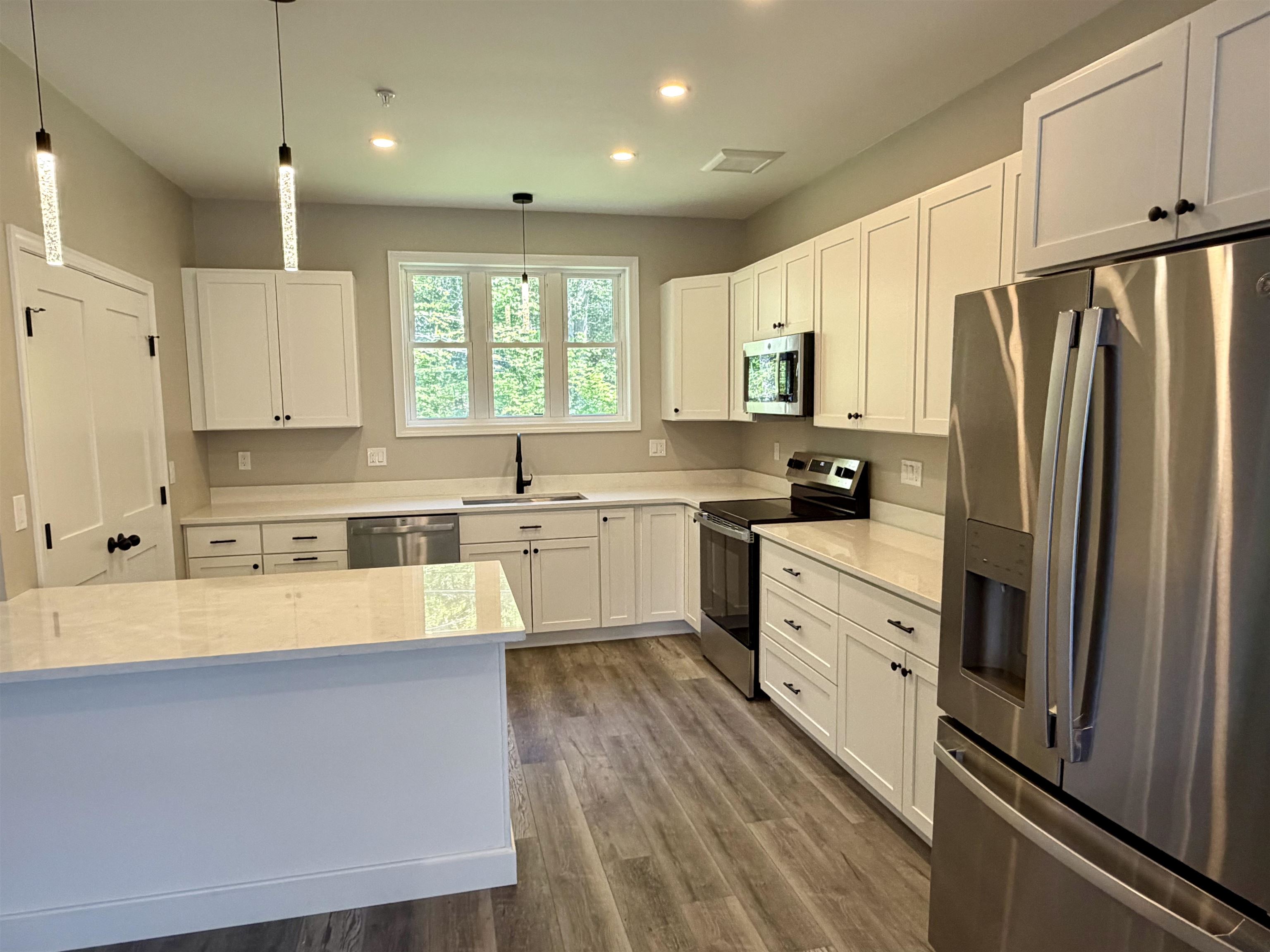 66 Boulder Ridge Drive — photo 2