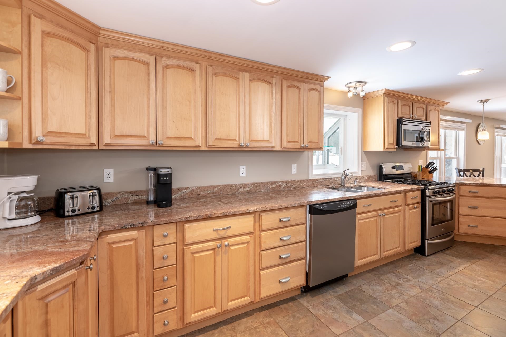 11 Virginia Ct, Alton, NH 03809