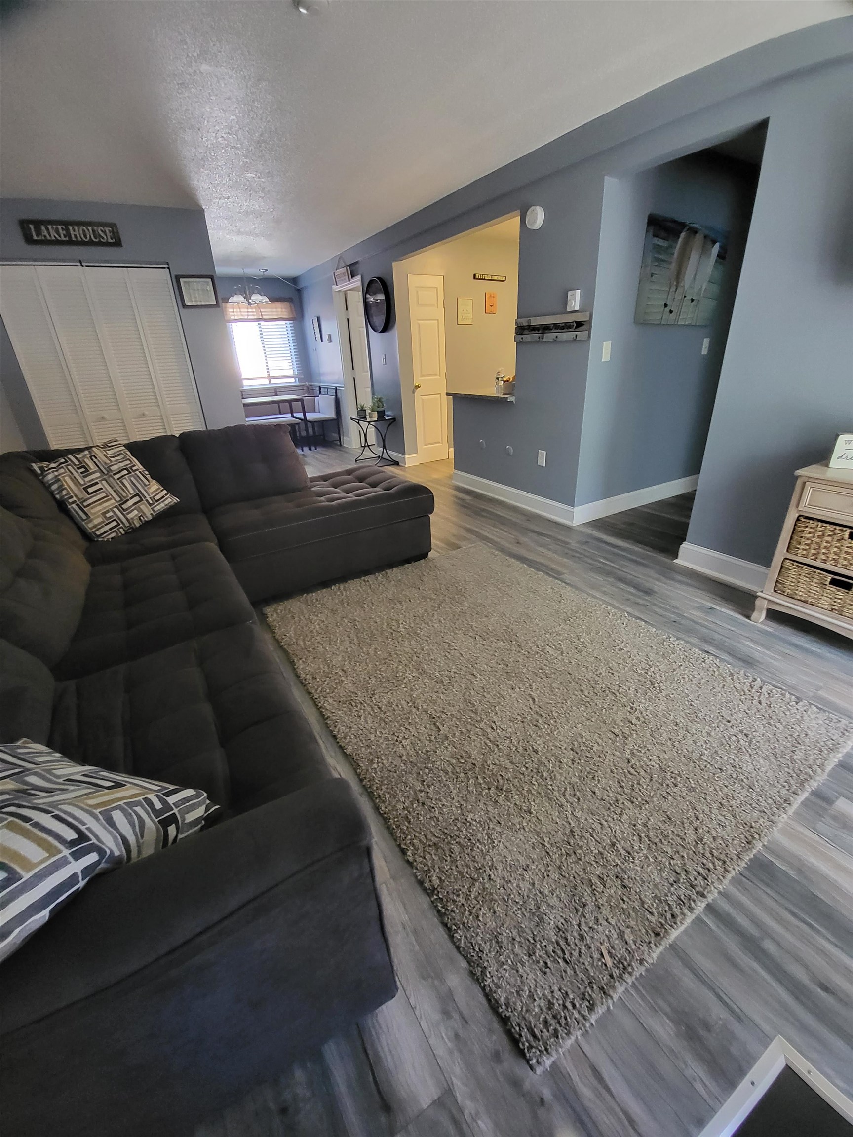 9 Treetop Circle — photo 3