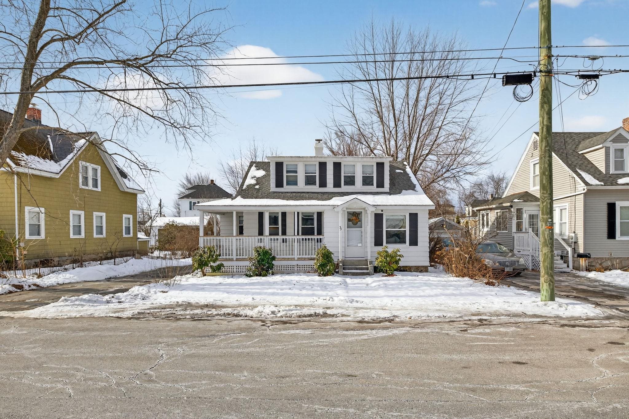 55 S Hall St, Manchester, NH 03103