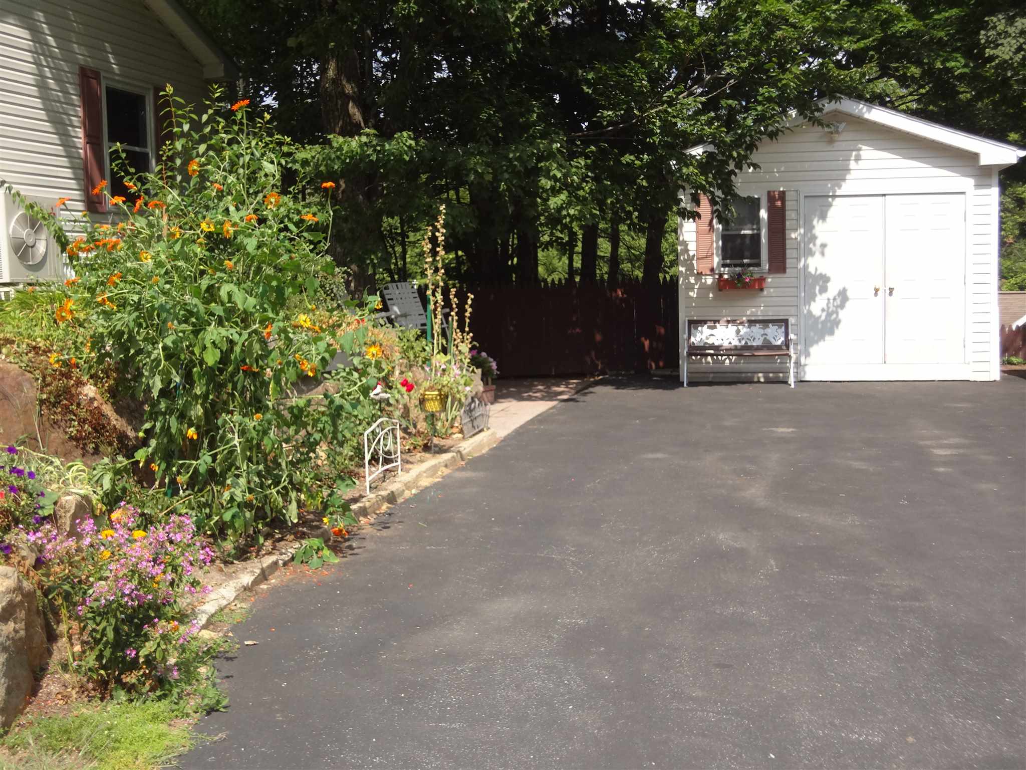 620 Benton Dr, Laconia, NH 03246