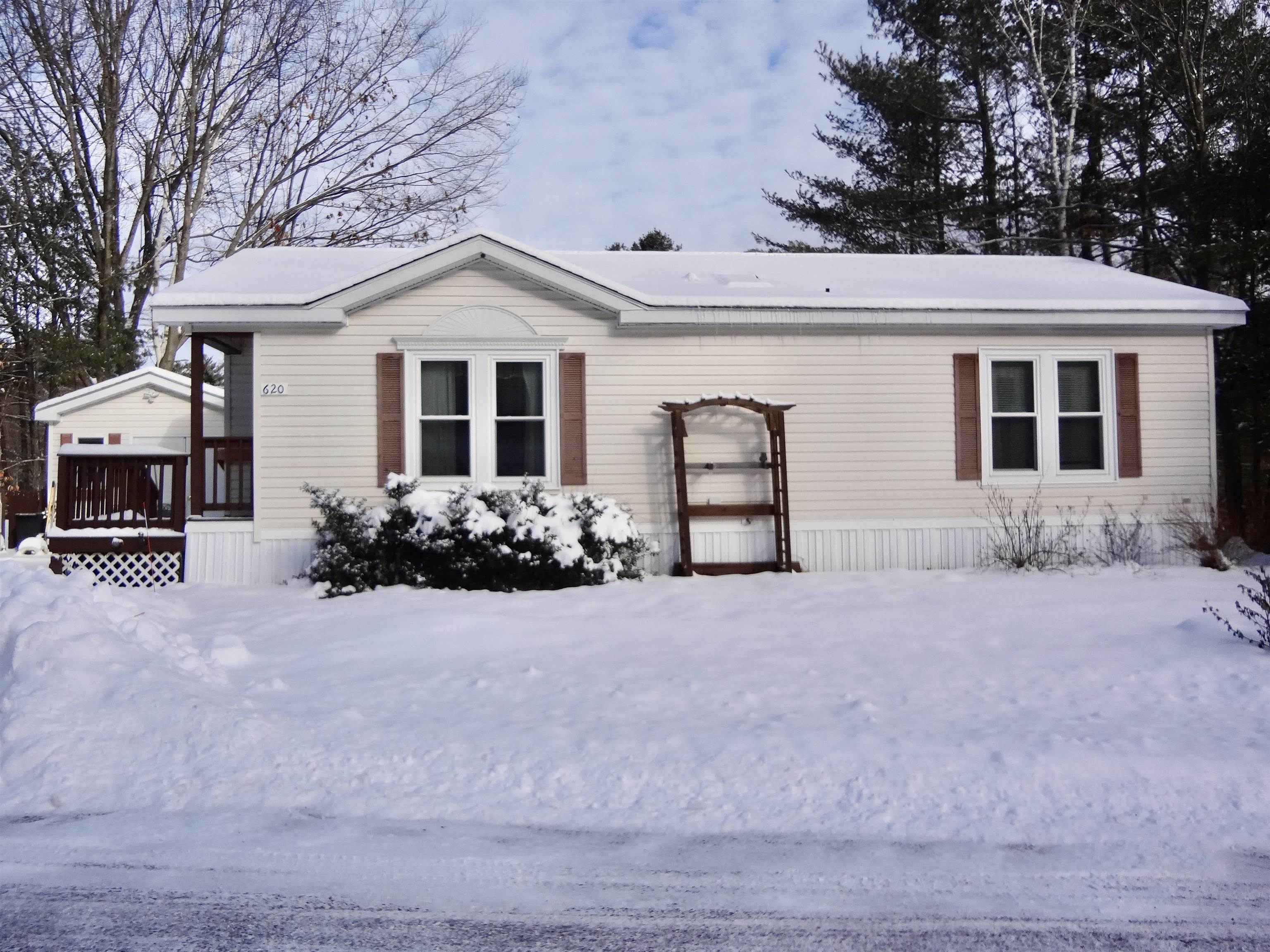 620 Benton Dr, Laconia, NH 03246