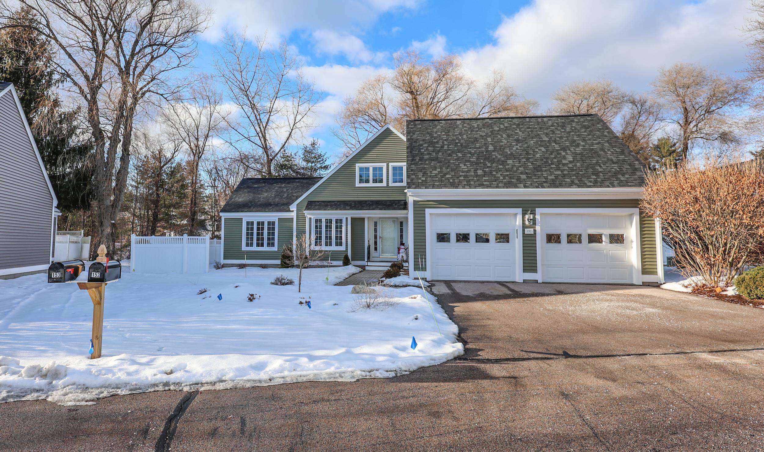 152 Straw Hill Rd, Manchester, NH 03104