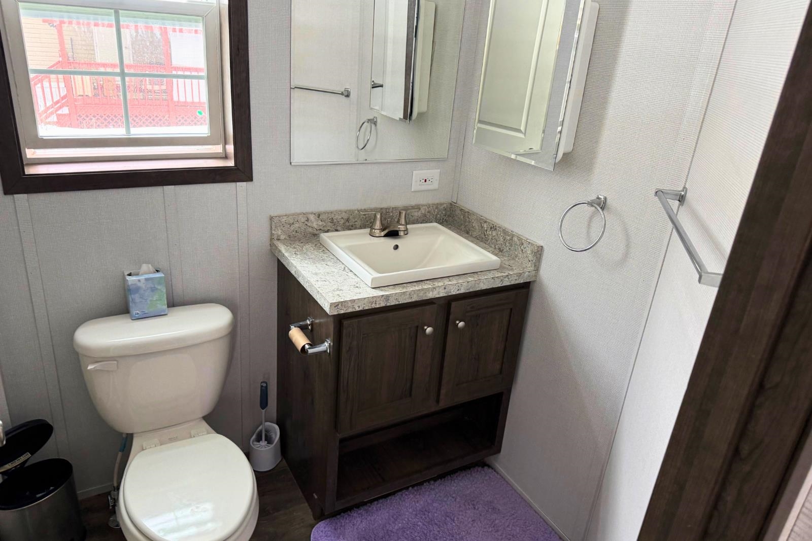 7 Rose Ln, Franklin, NH 03235