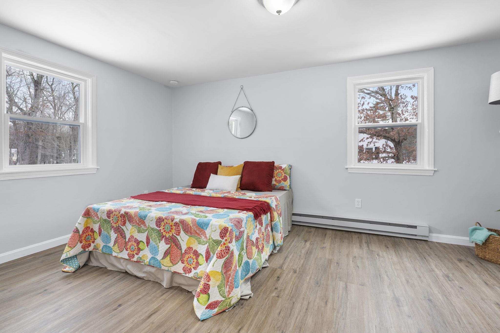 6 Michael Ave, Derry, NH 03038