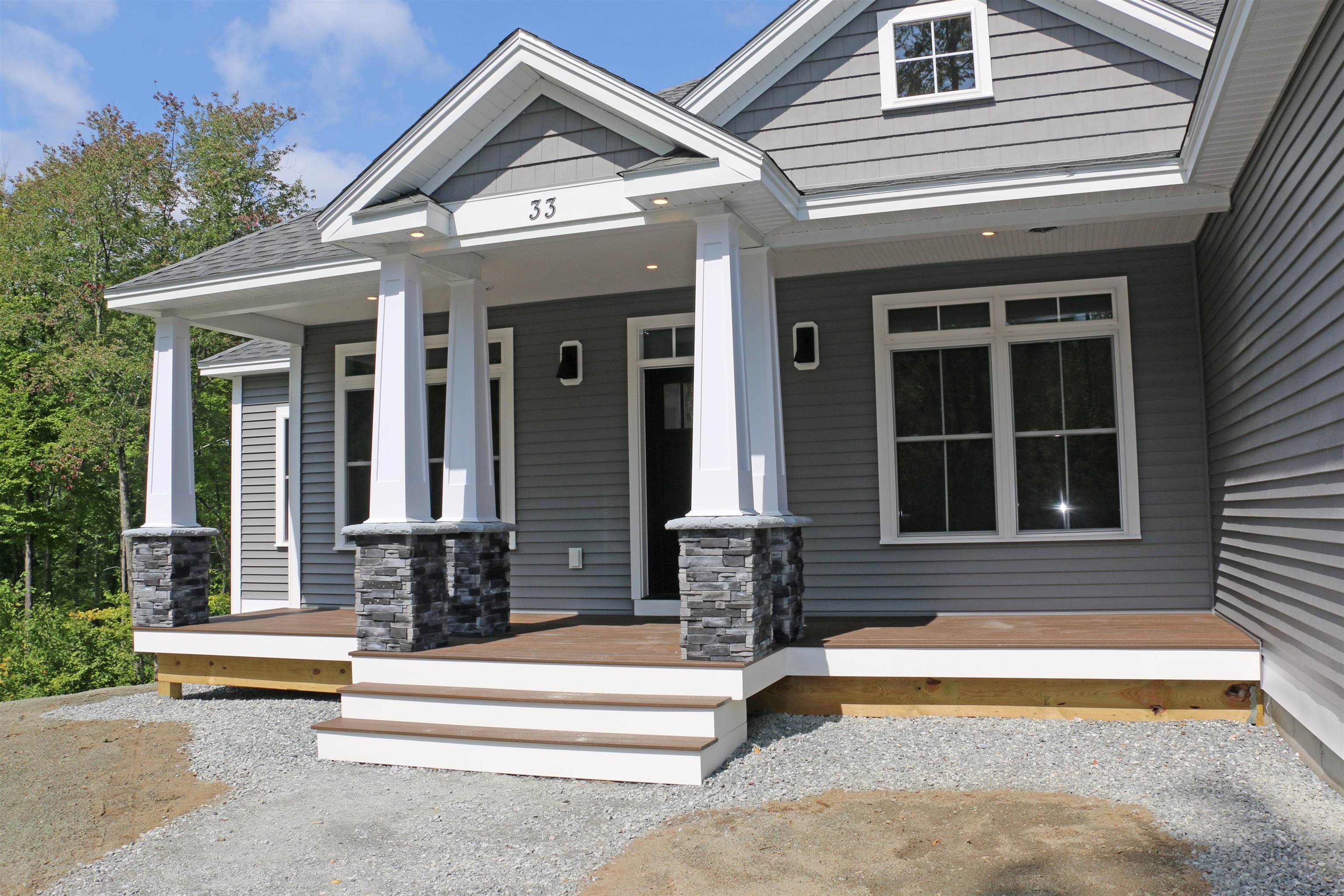 431 Dawn Ct #17, Pembroke, NH 03275