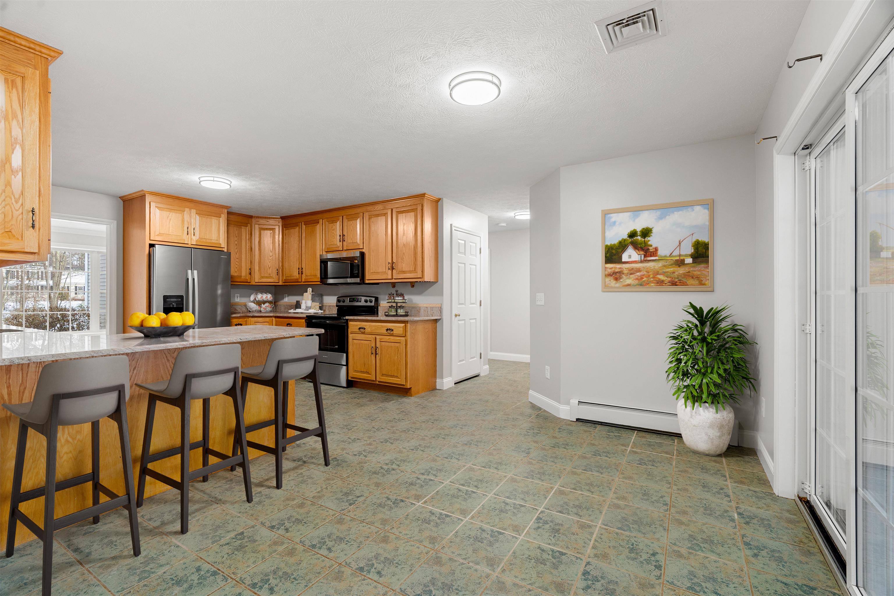 53 Penacook Rd, Chester, NH 03036