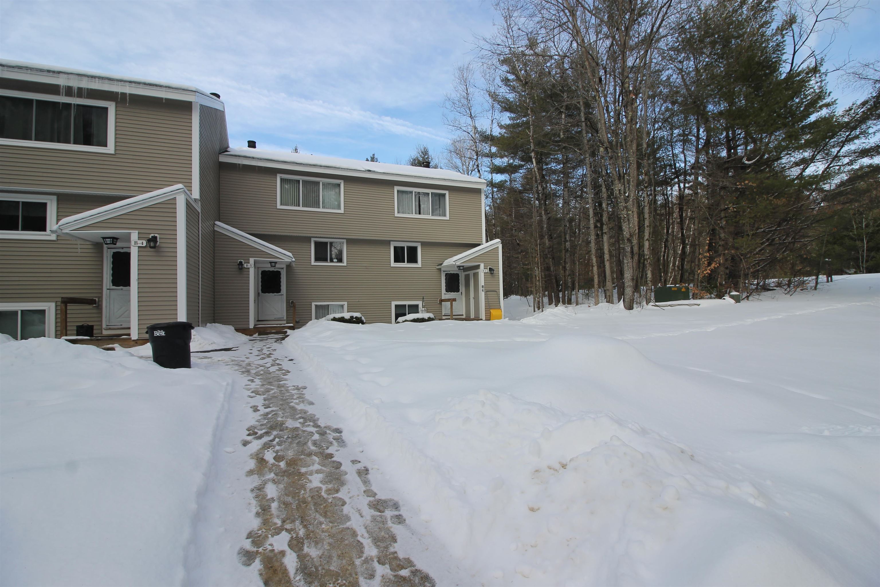 Featured Listing Photo