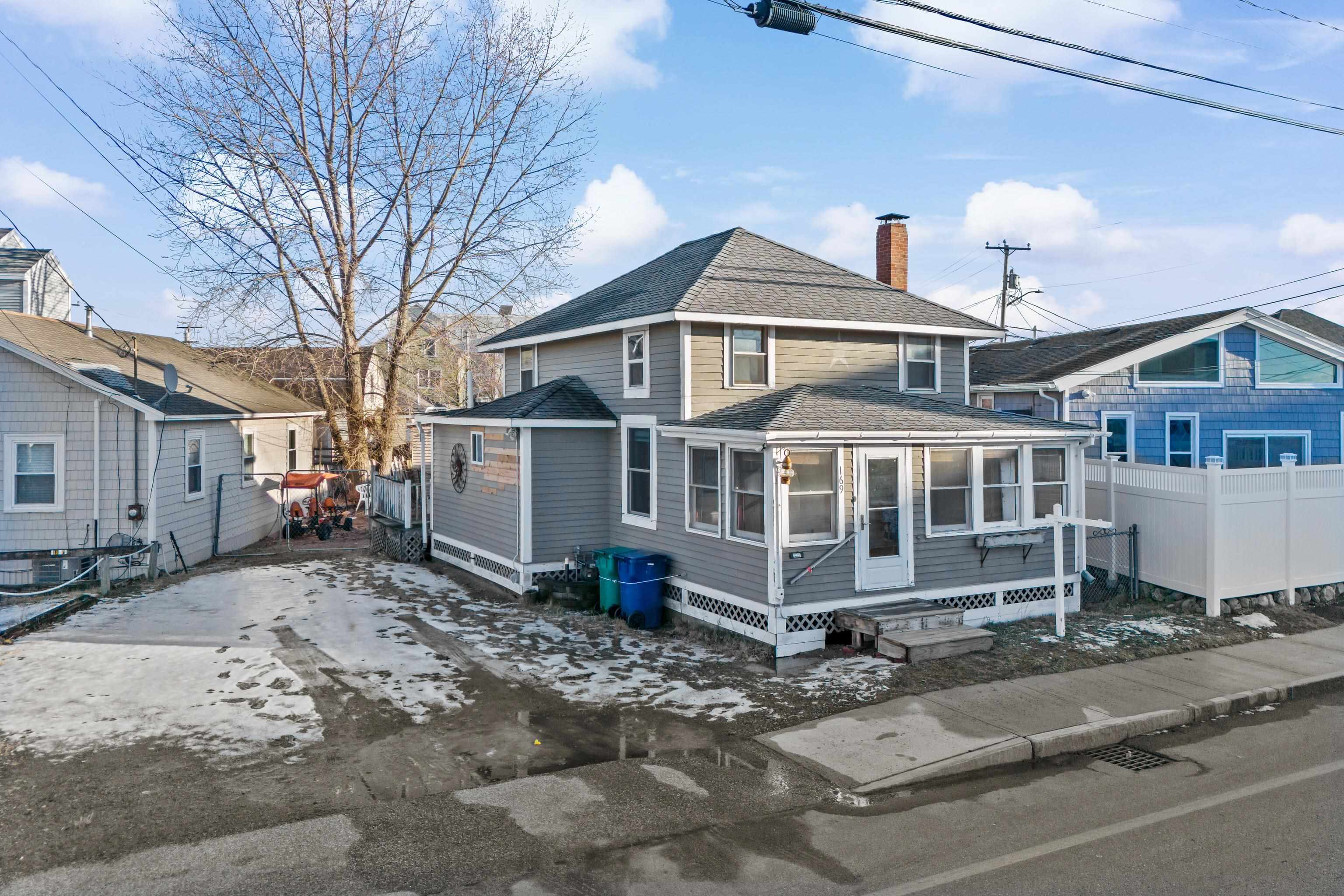 169 Ashworth Ave, Hampton, NH 03842