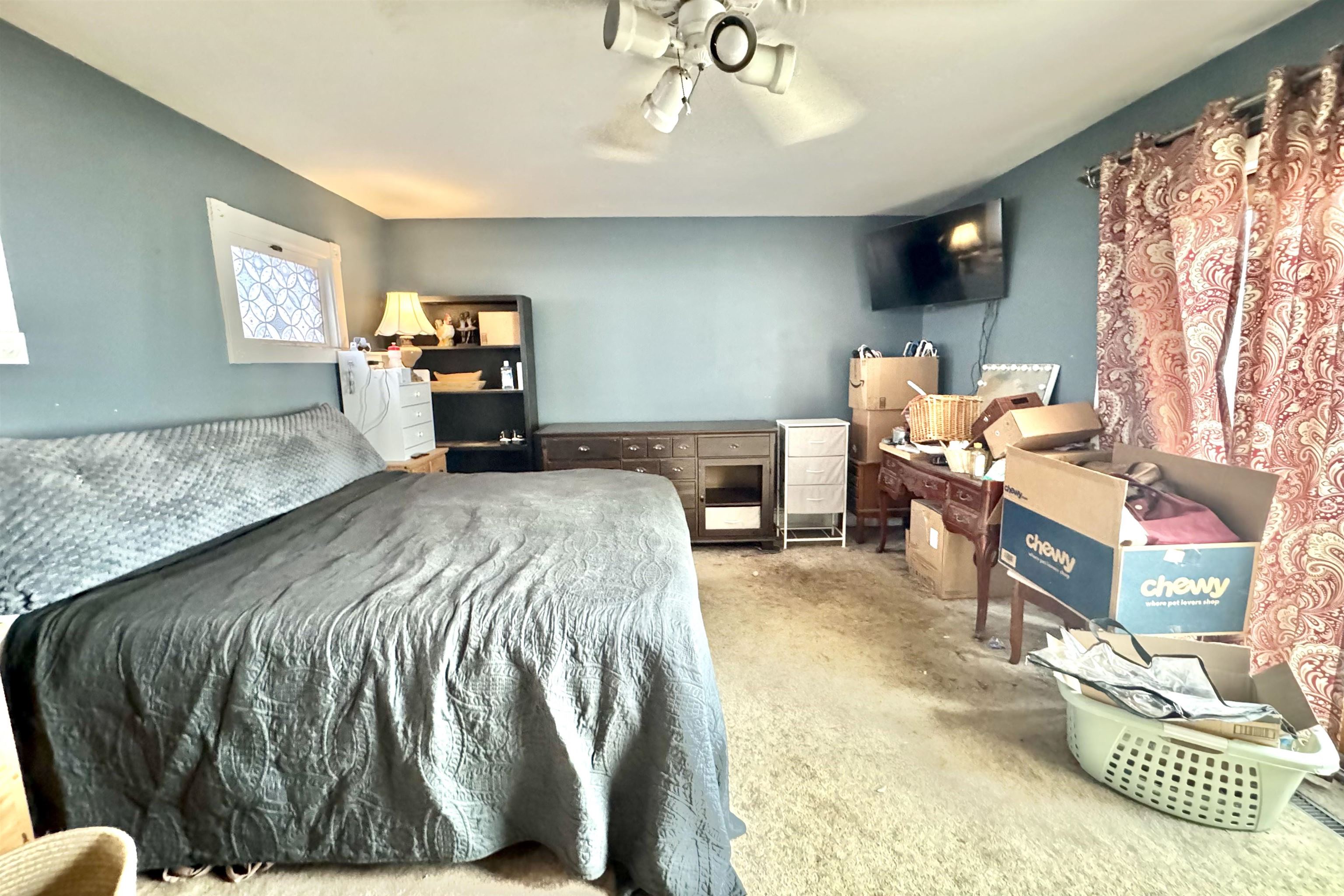 22 Webster St, Milford, NH 03055