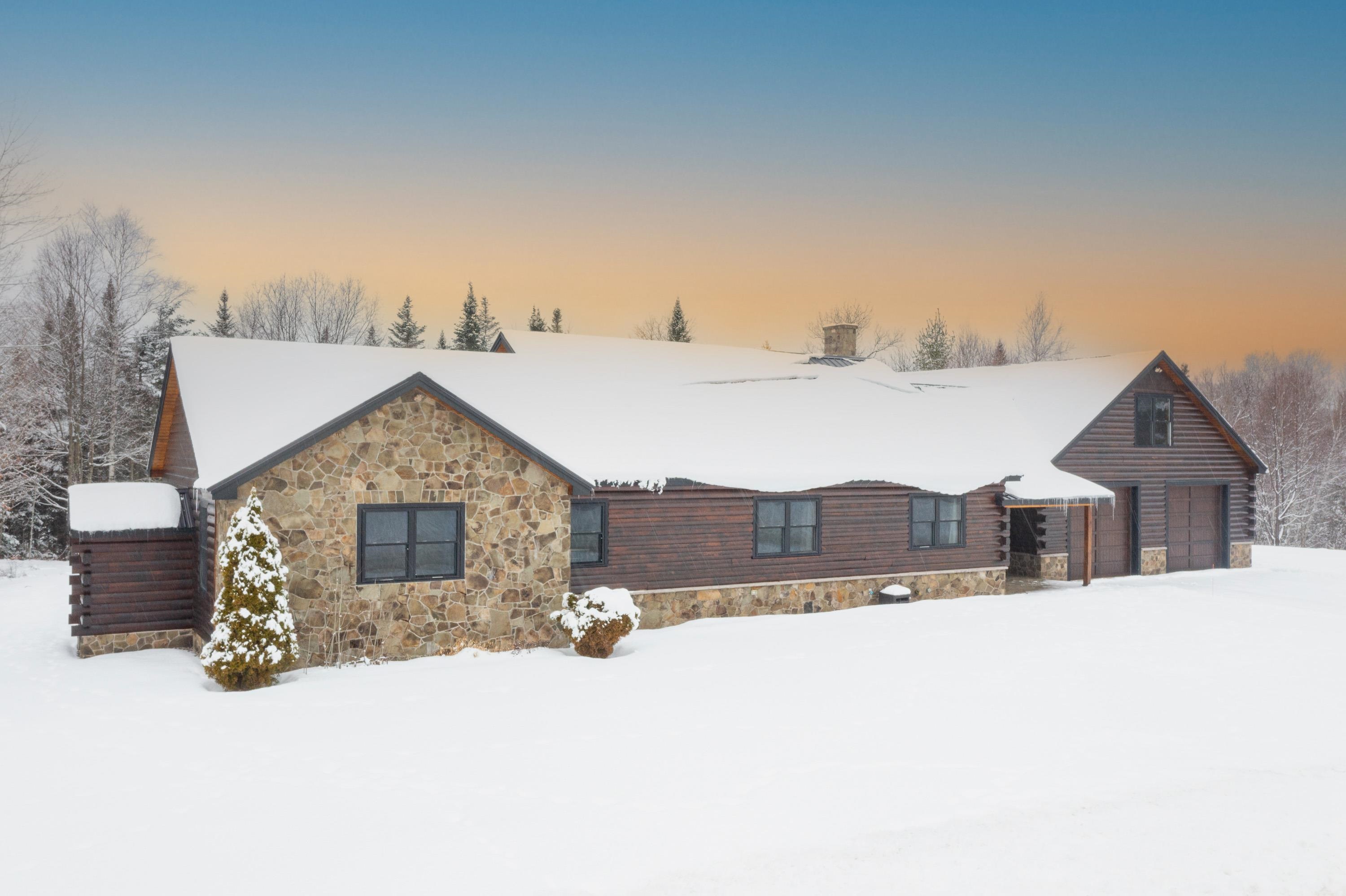 84 Ruth Rd, Carroll, NH 03595