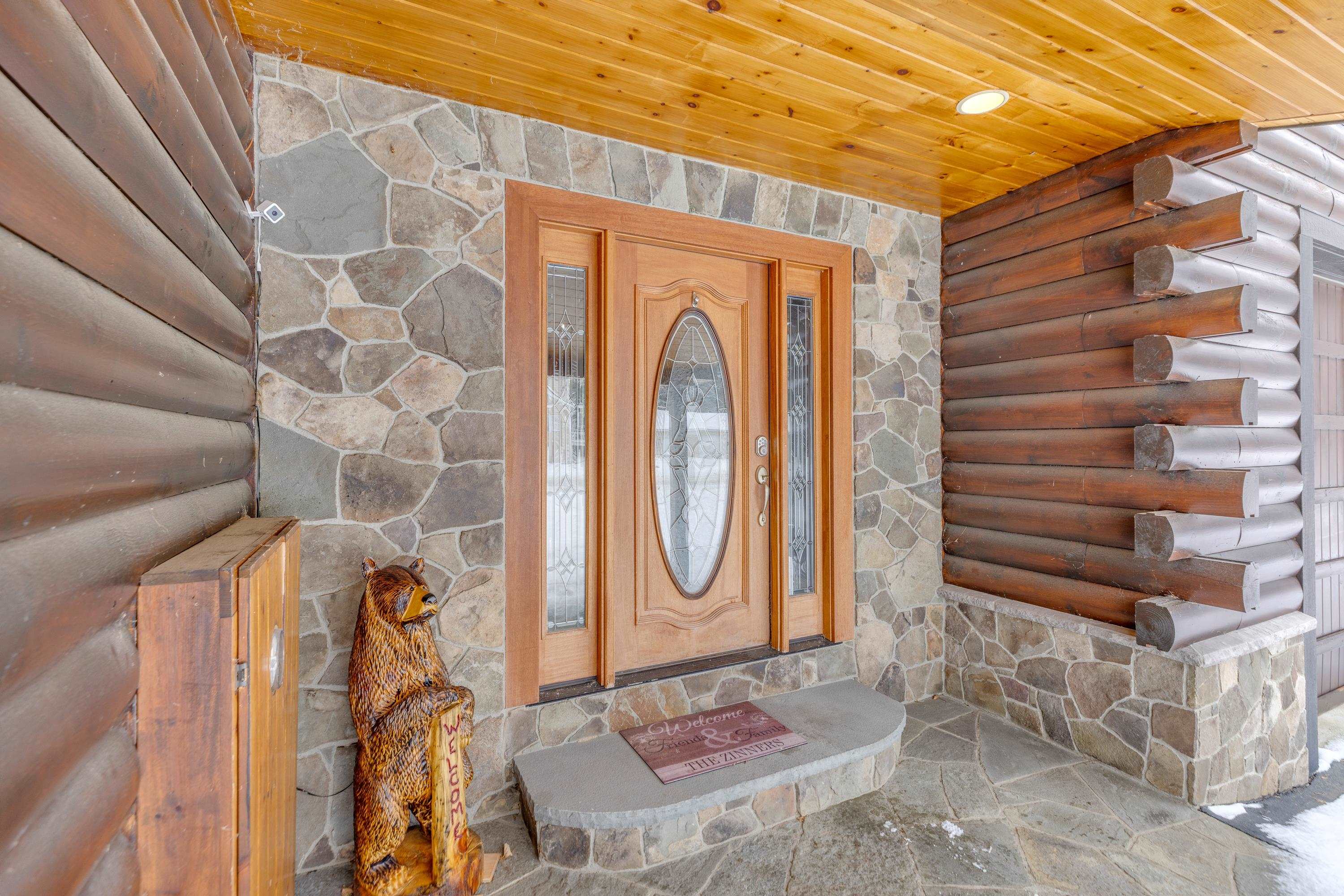 84 Ruth Rd, Carroll, NH 03595