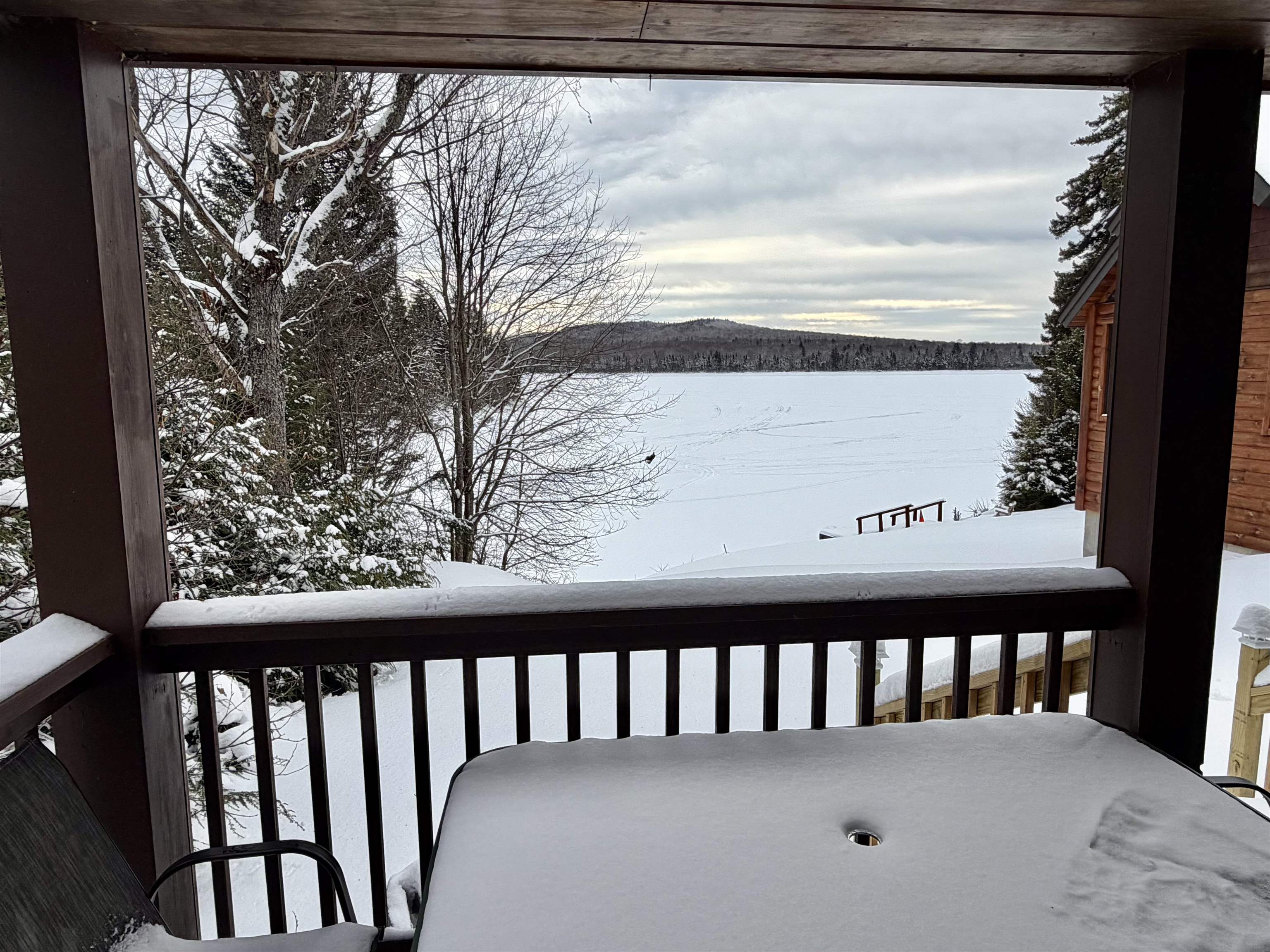 75 Timberland Rd, Pittsburg, NH 03592