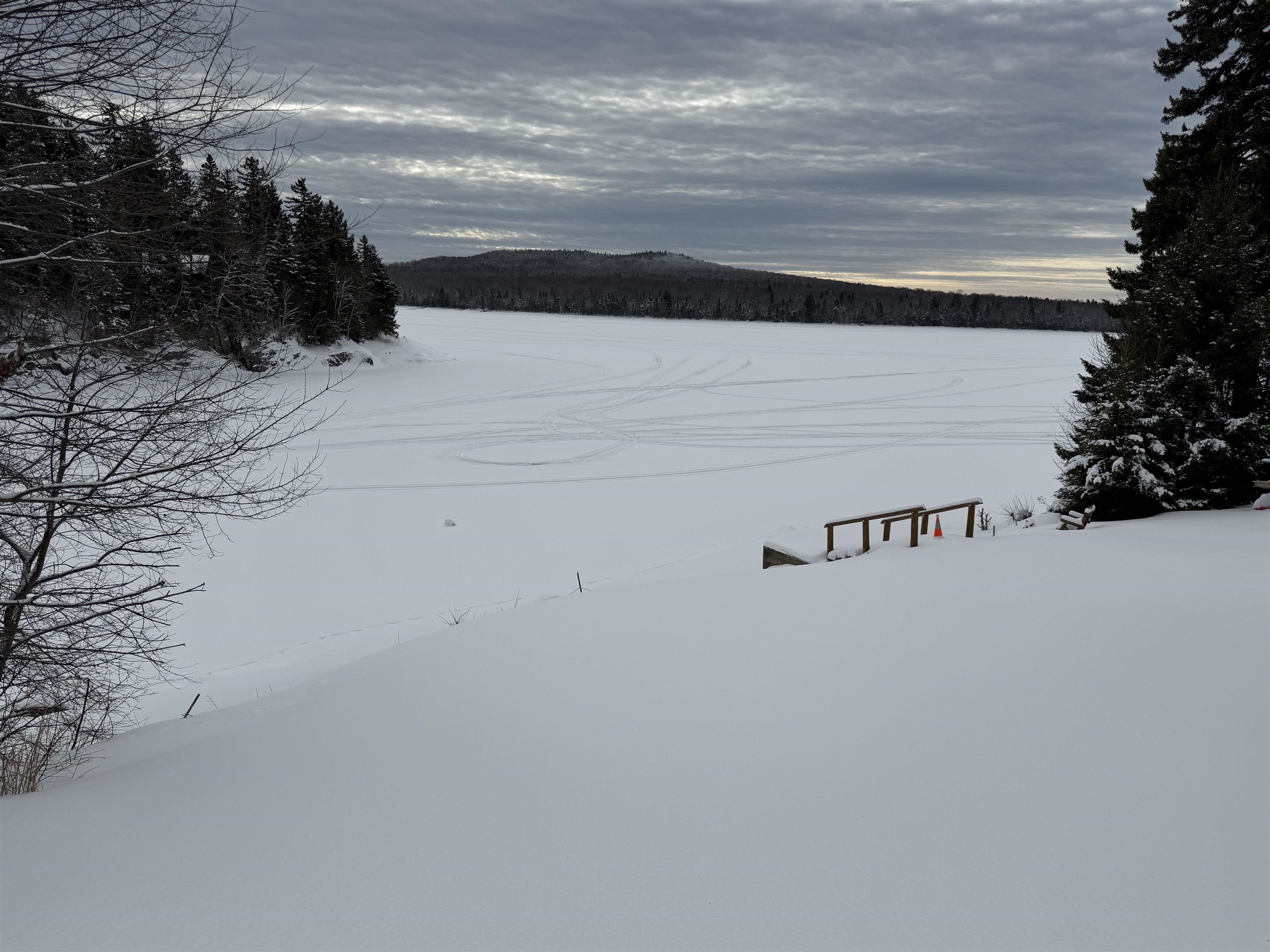 75 Timberland Rd, Pittsburg, NH 03592