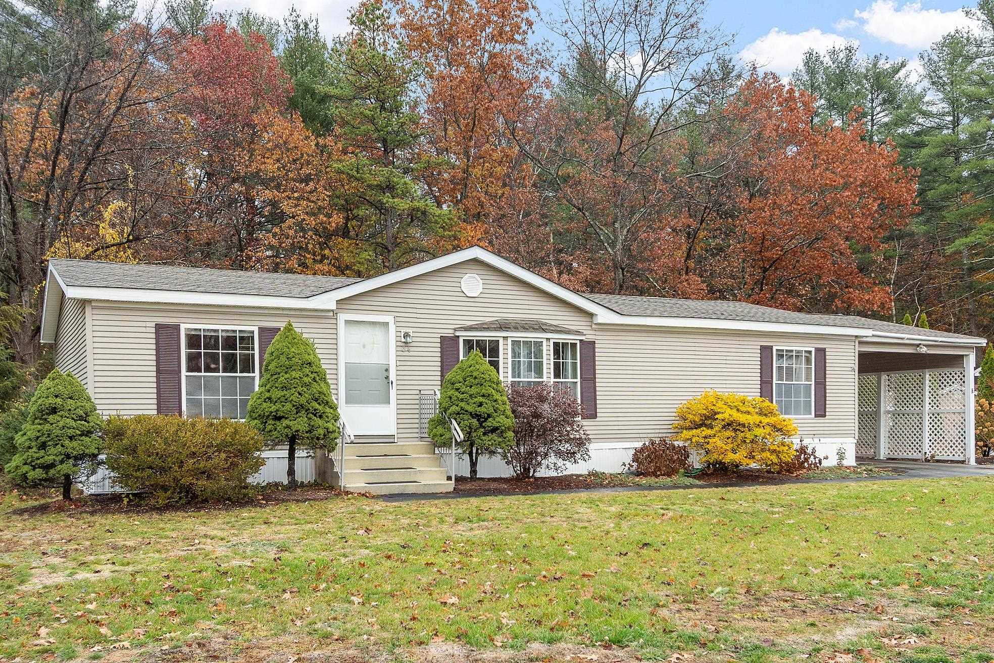 34 Dianne St, Nashua, NH 03062