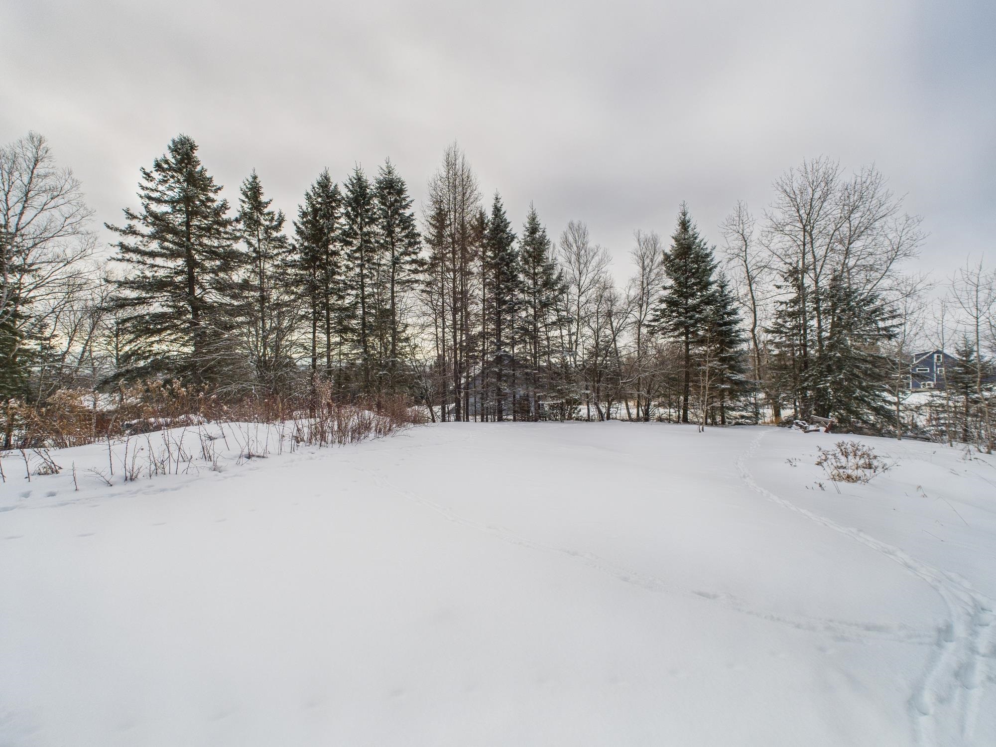 421 E Colebrook Rd, Colebrook, NH 03576