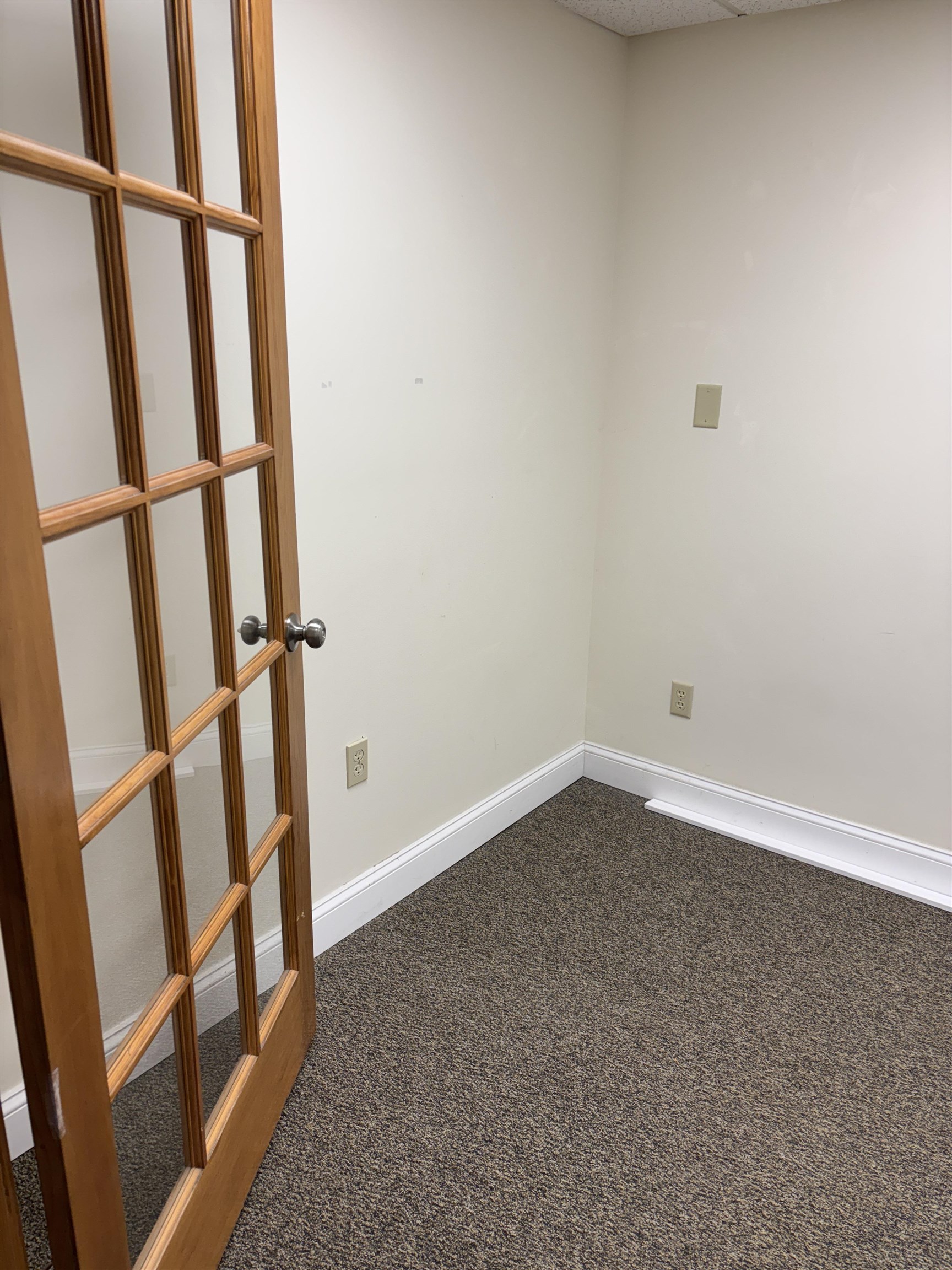 1 Park Ave, Hampton, NH 03842