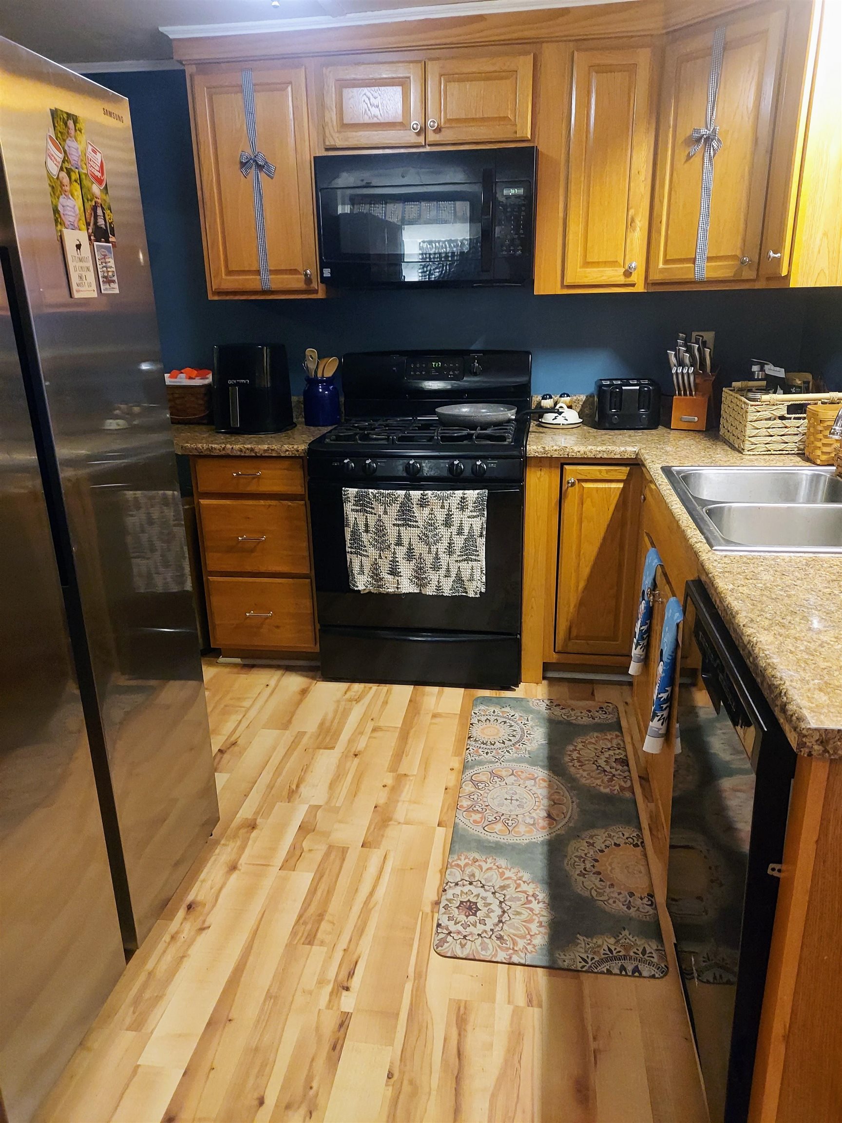 819 Eastside Rd, Woodstock, NH 03262