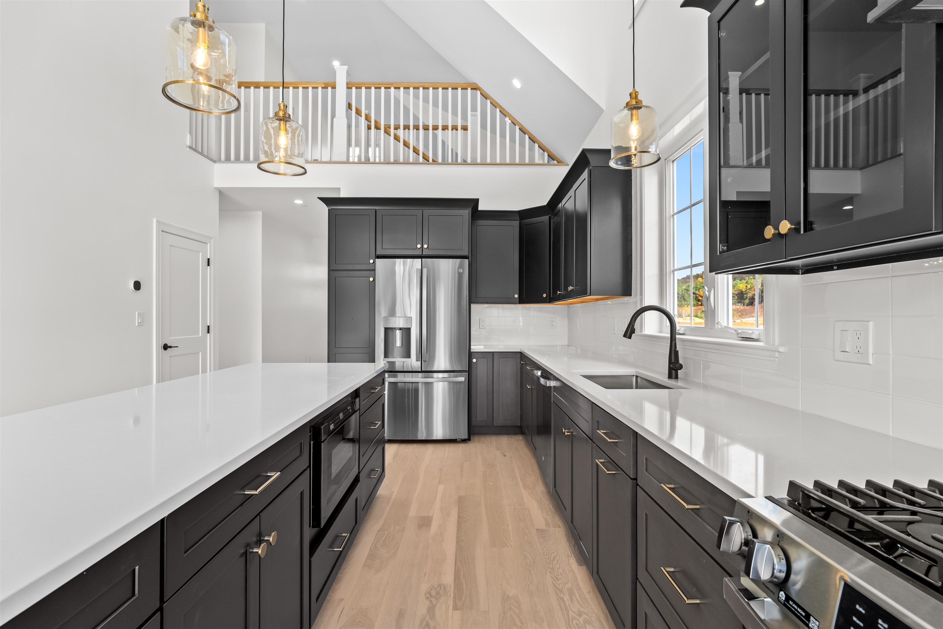 8 Benjamin Ln, Thornton, NH 03285