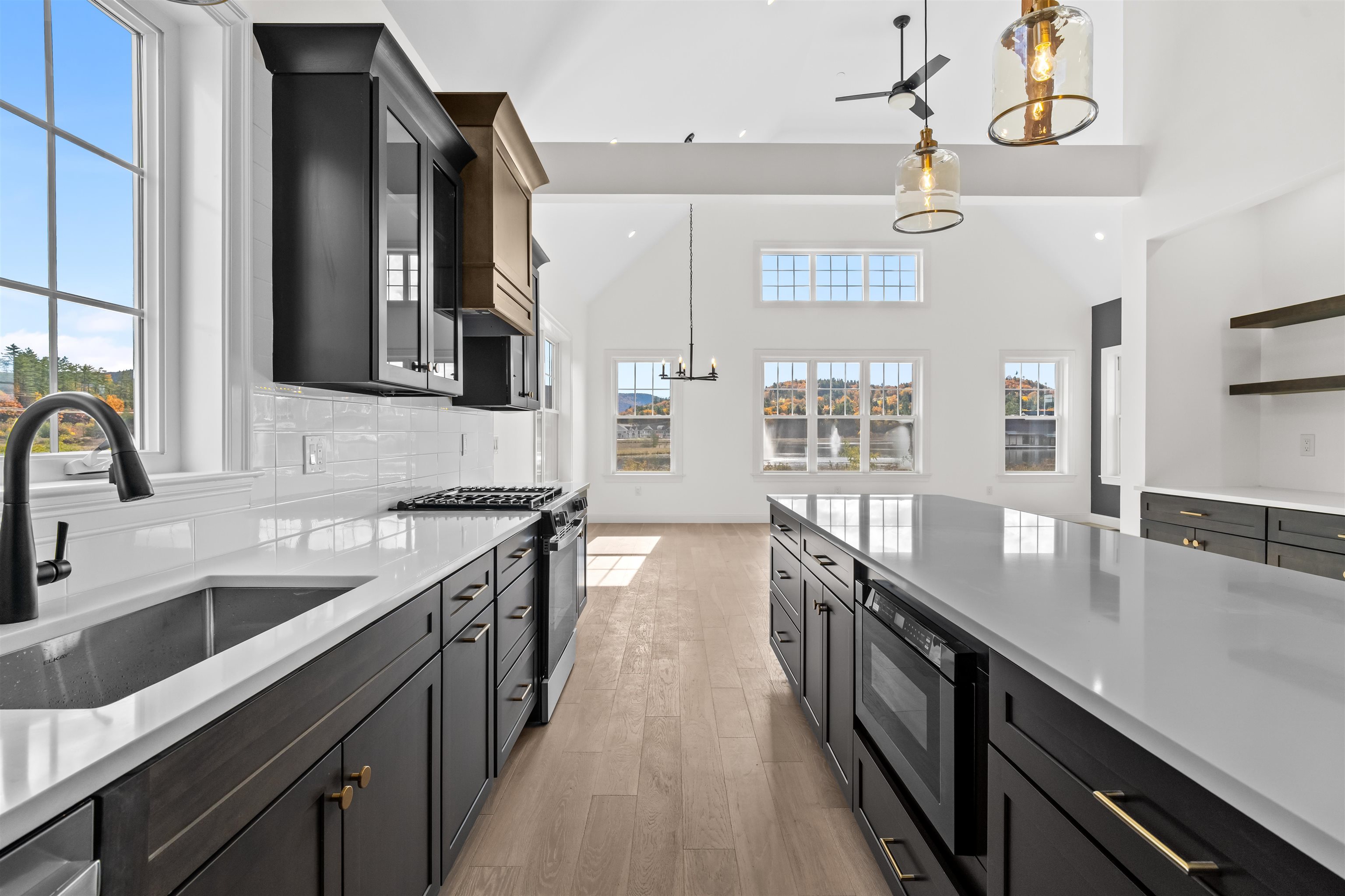 8 Benjamin Ln, Thornton, NH 03285