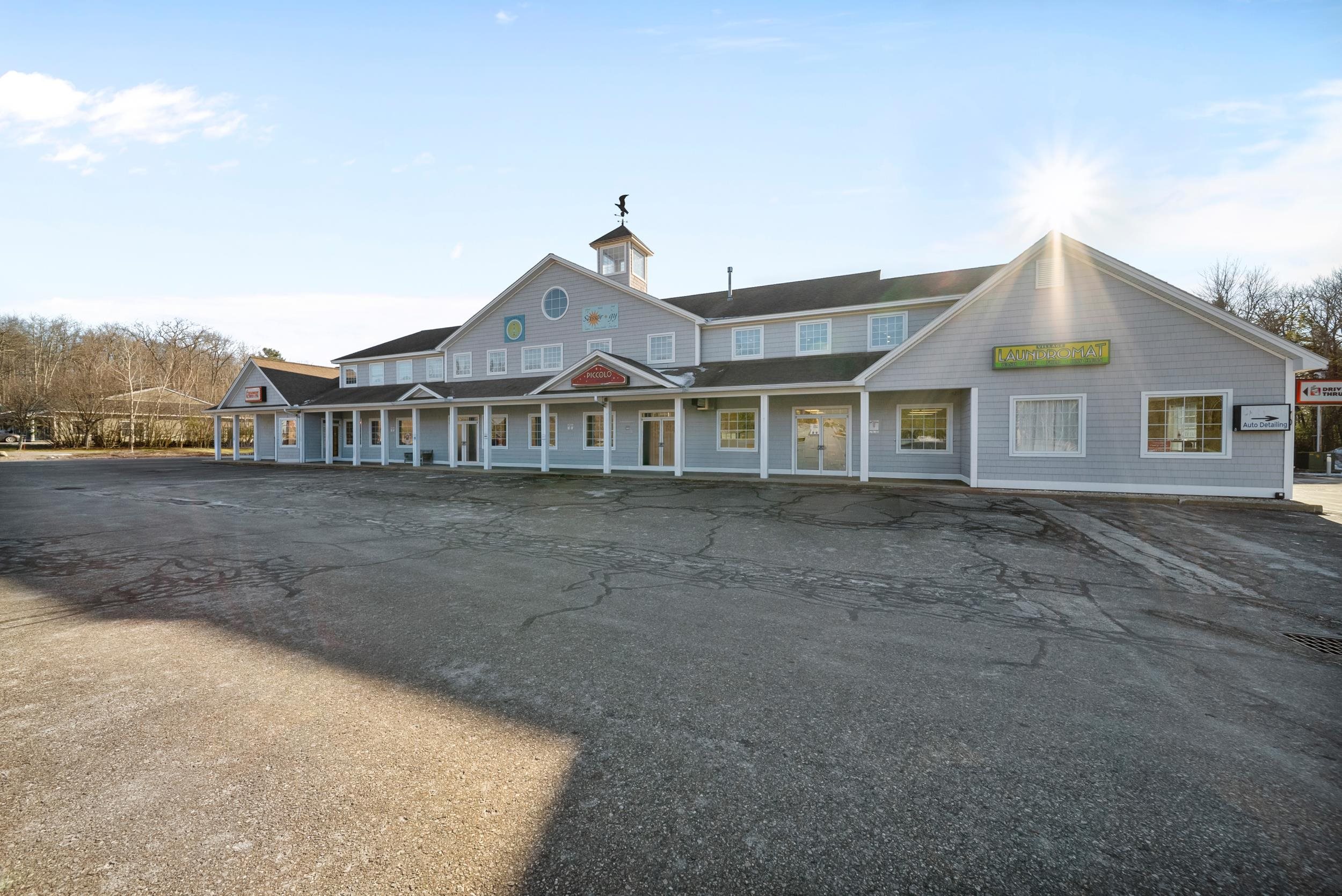 72 Whittier Highway — photo 2