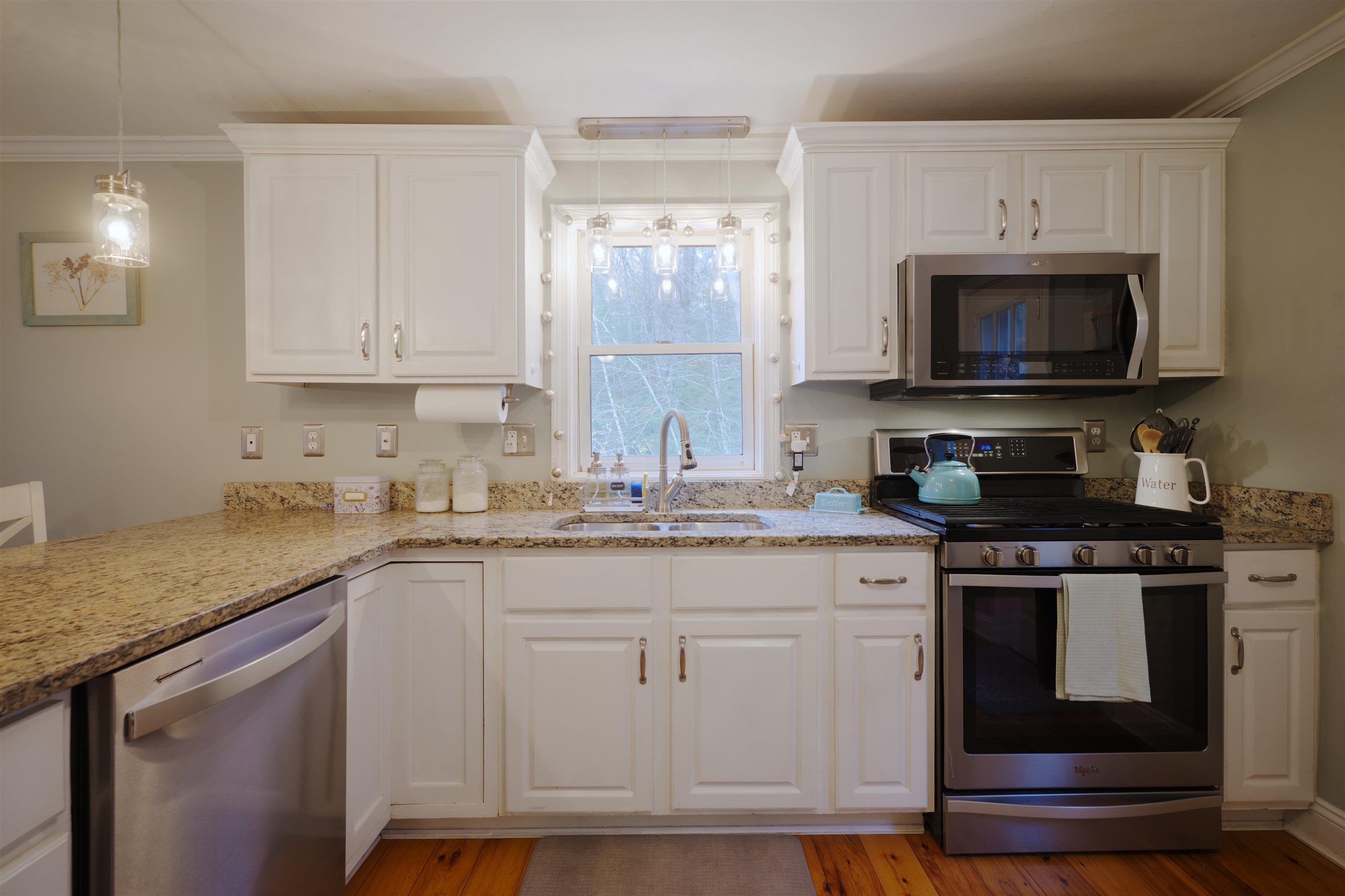 9 Wiggin Dr, Newmarket, NH 03857