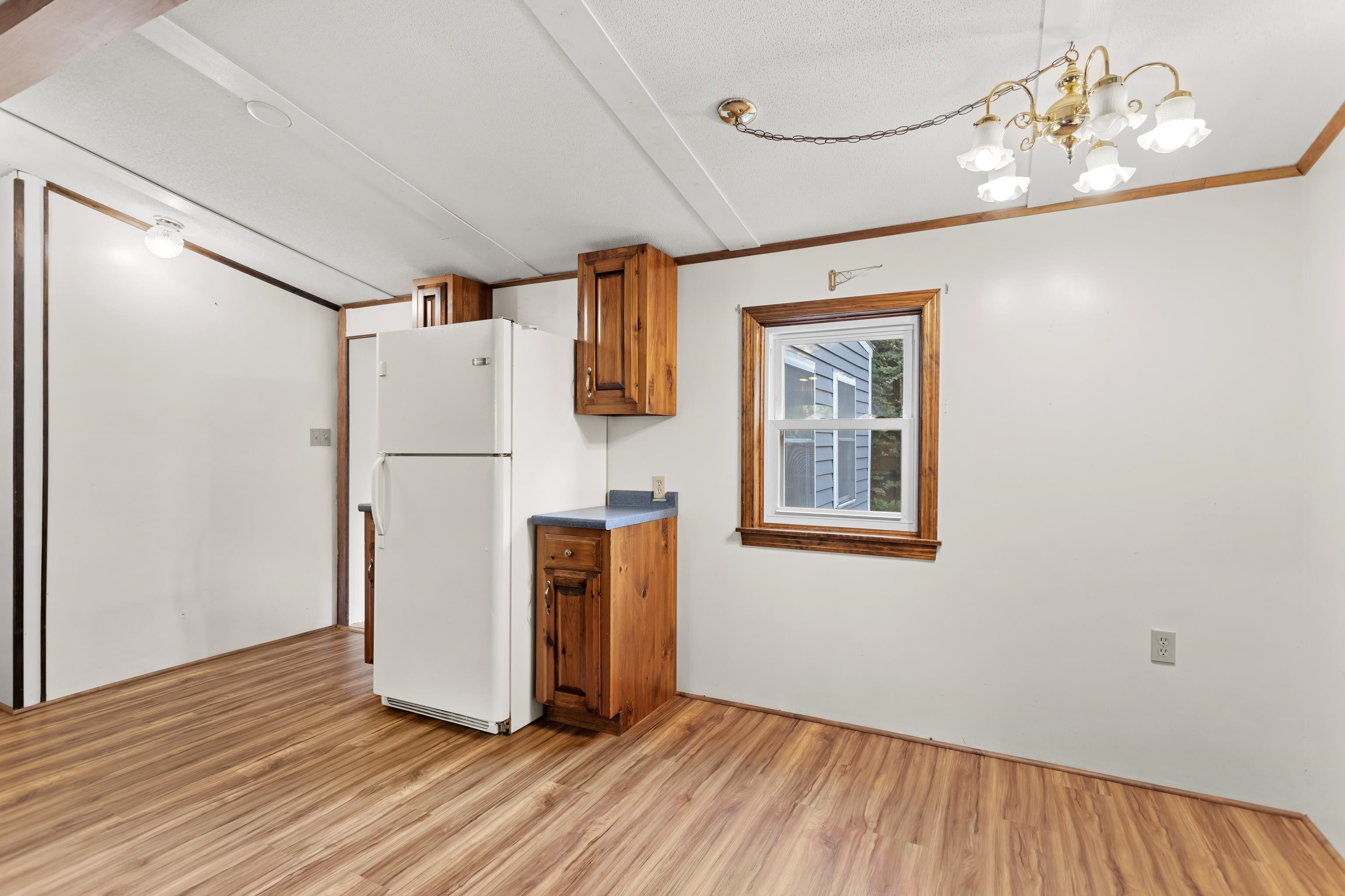 82 Waldron Hill Rd, Warner, NH 03278