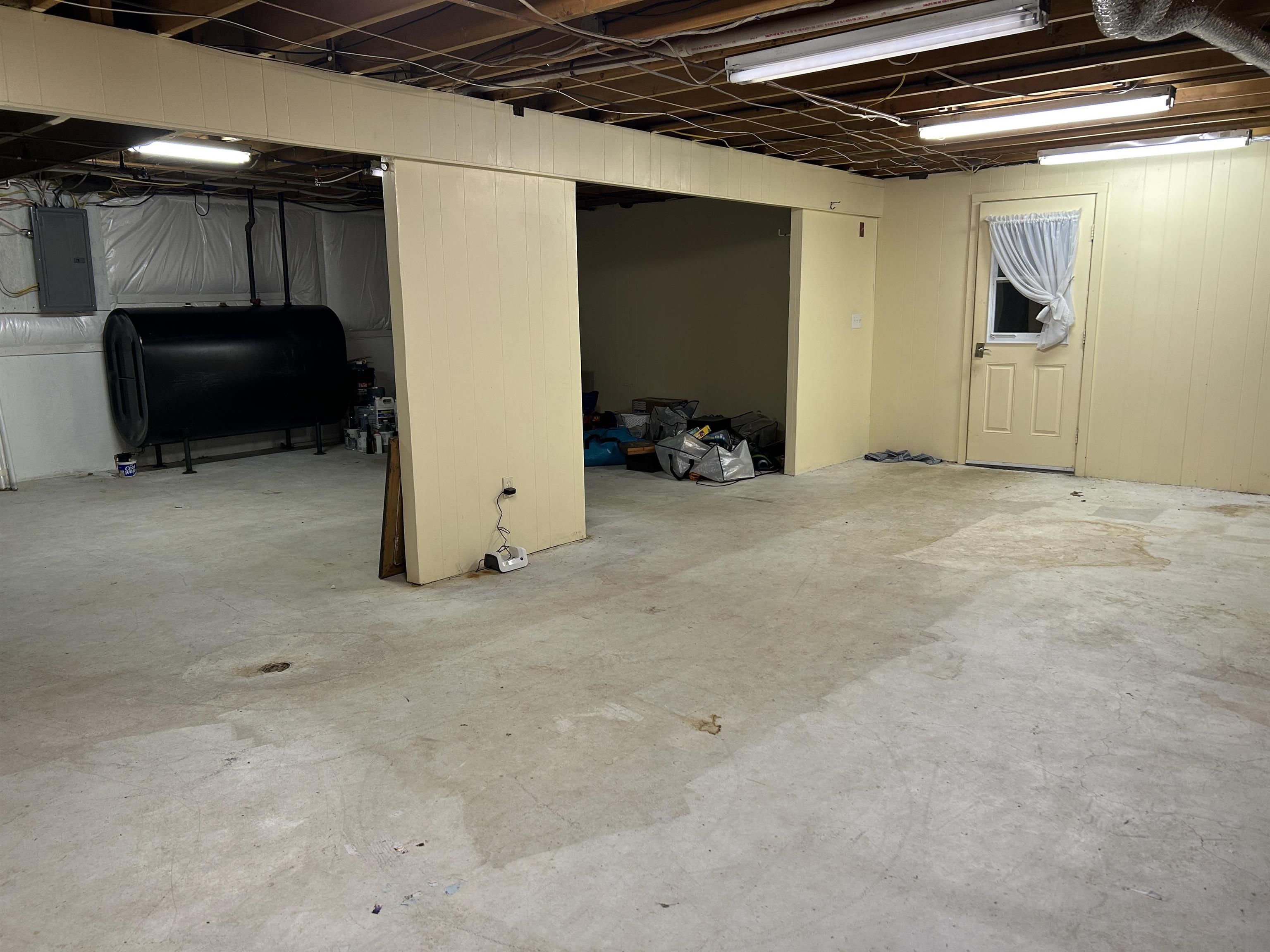 4 Power House Acres Rd, Shelburne, NH 03581