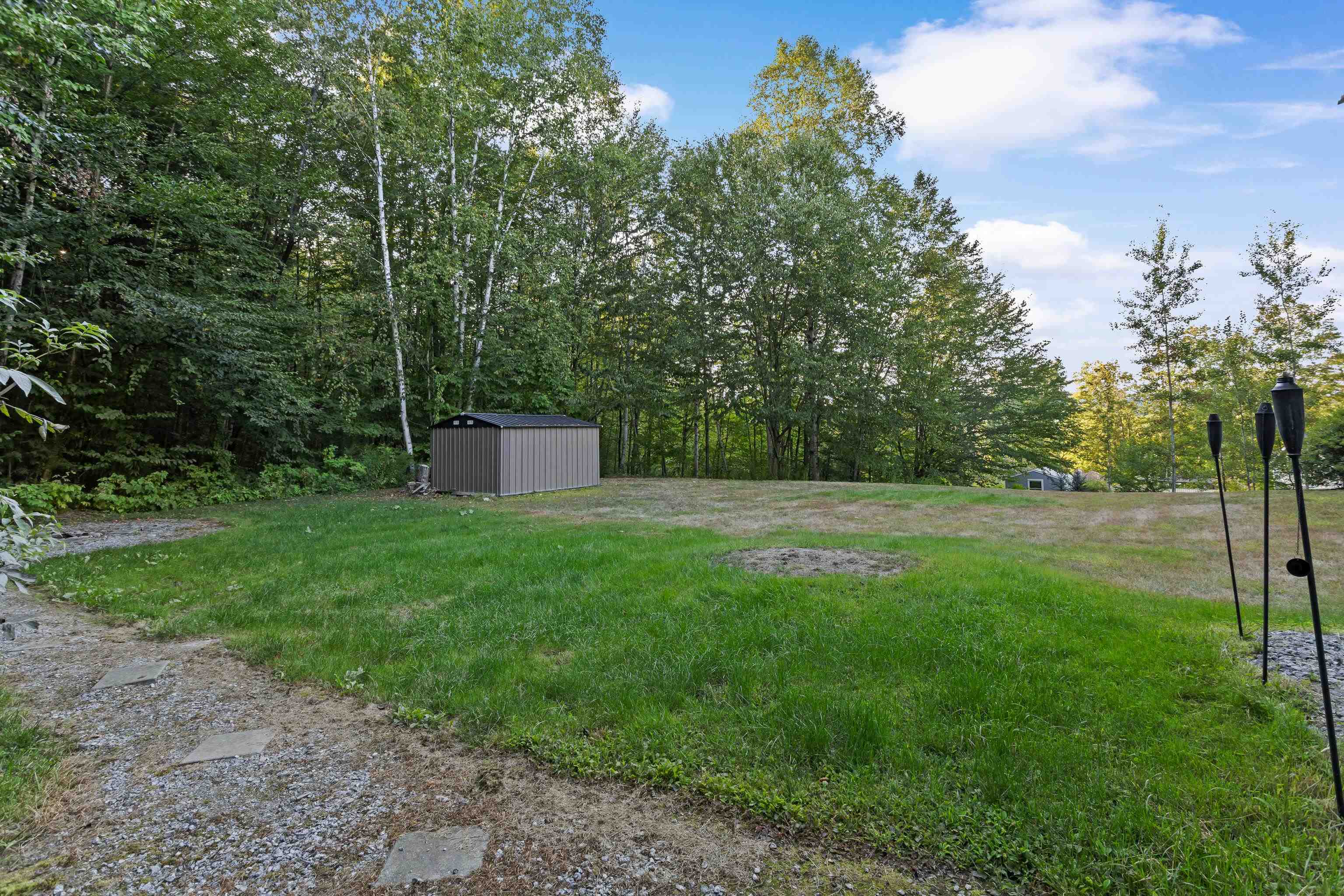 82 Waldron Hill Rd, Warner, NH 03278