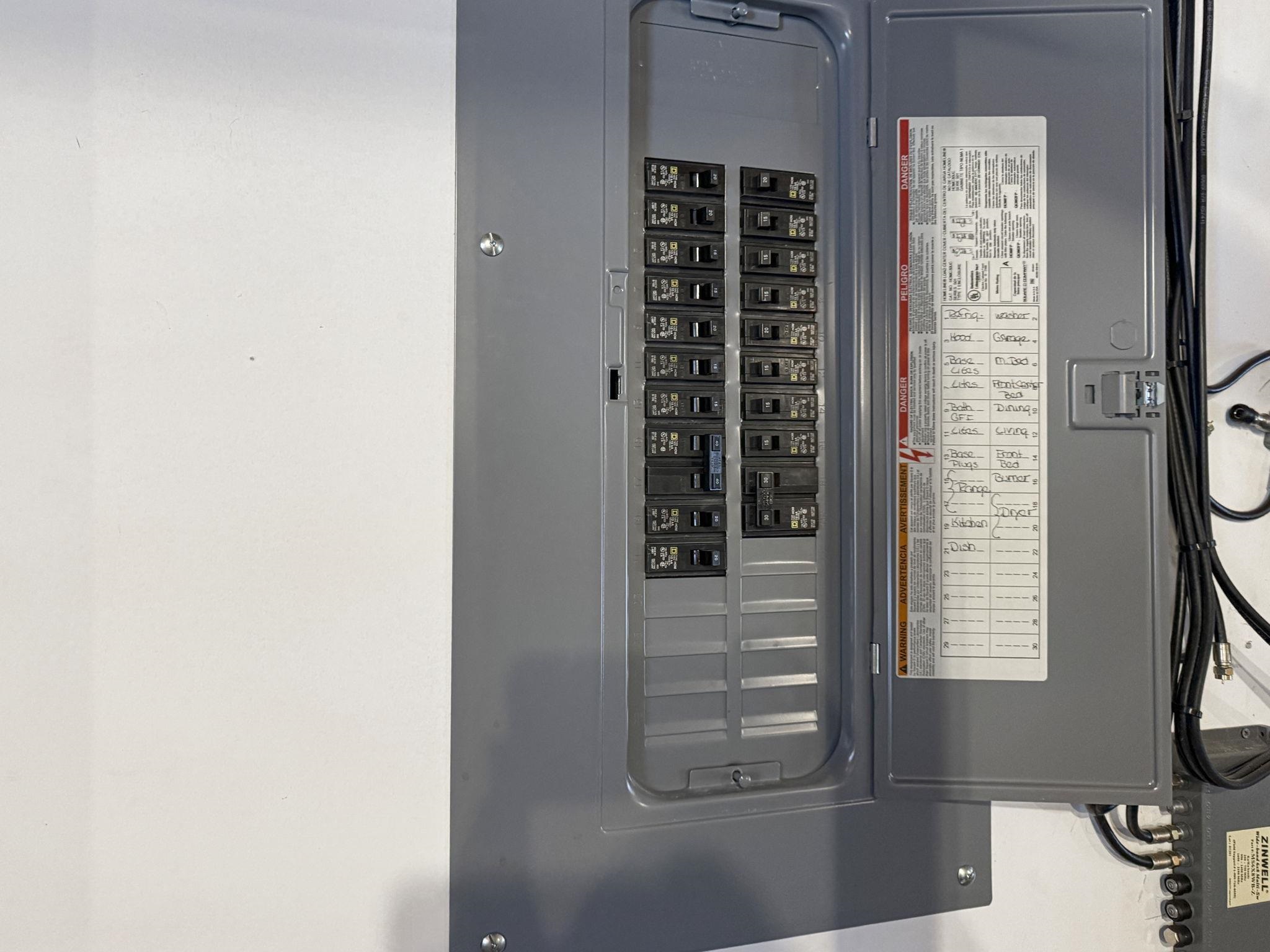 163 Warren St, Laconia, NH 03246