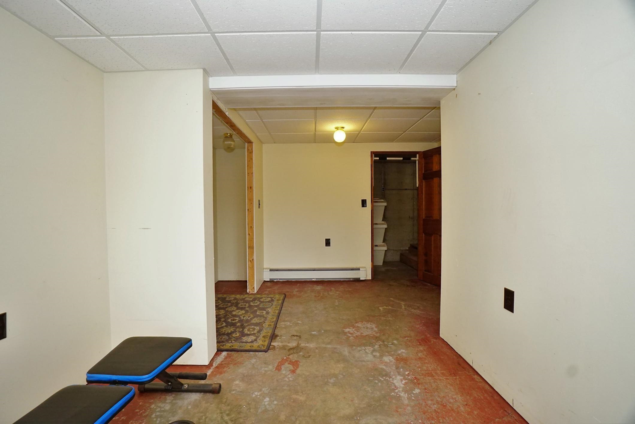 185 Larkin Hill Rd, Bennington, NH 03442