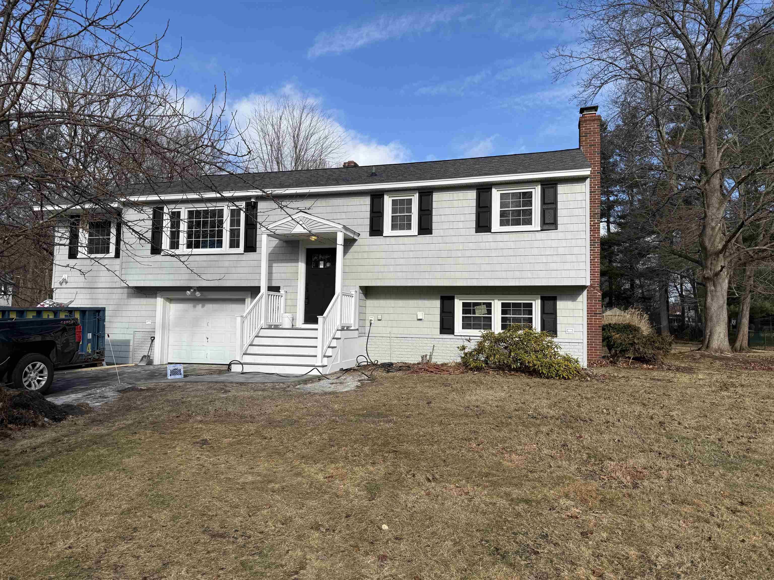 1 Shepard Ave, Salem, NH 03079
