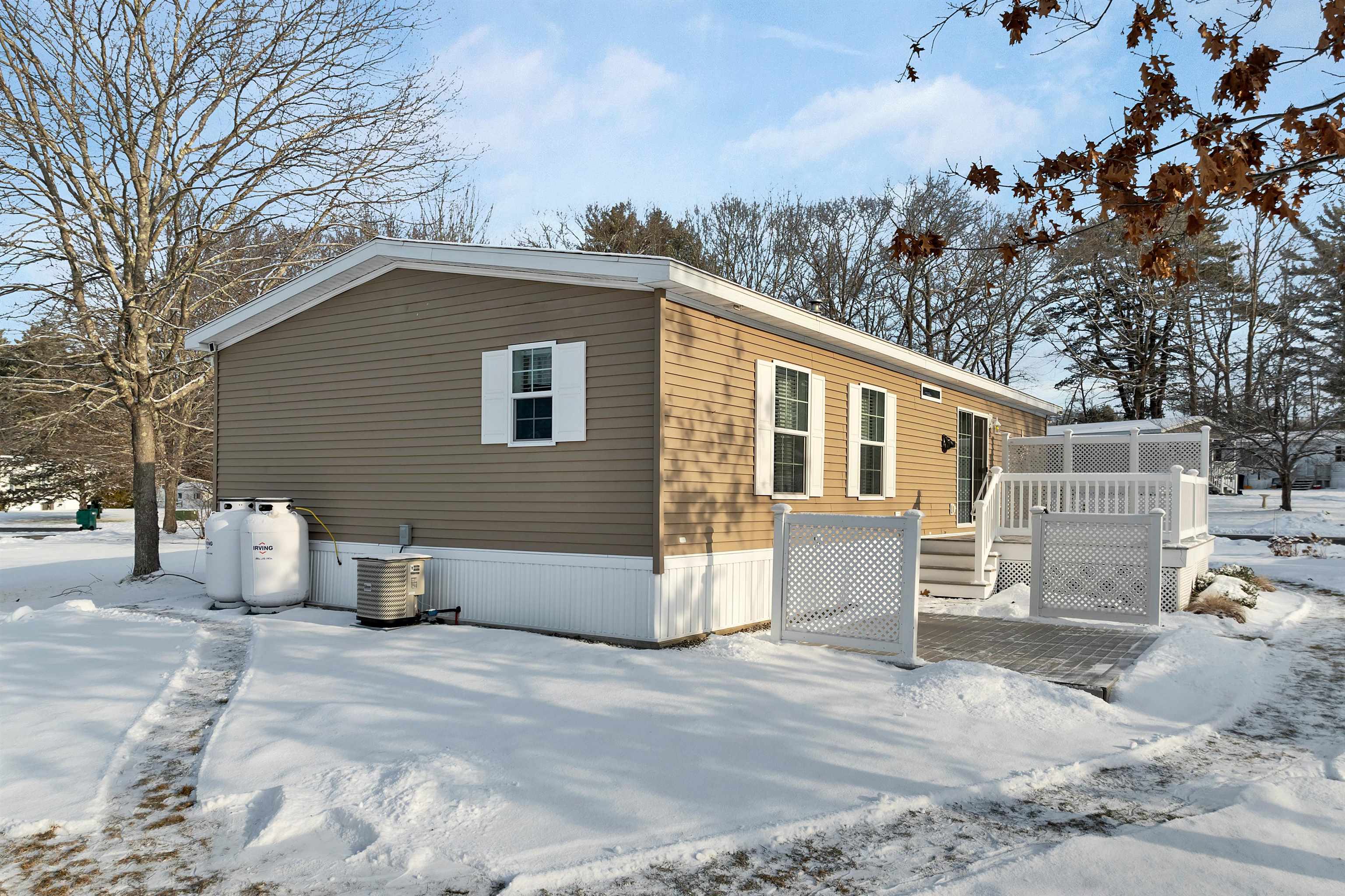 3 Slate Rn, North Hampton, NH 03862